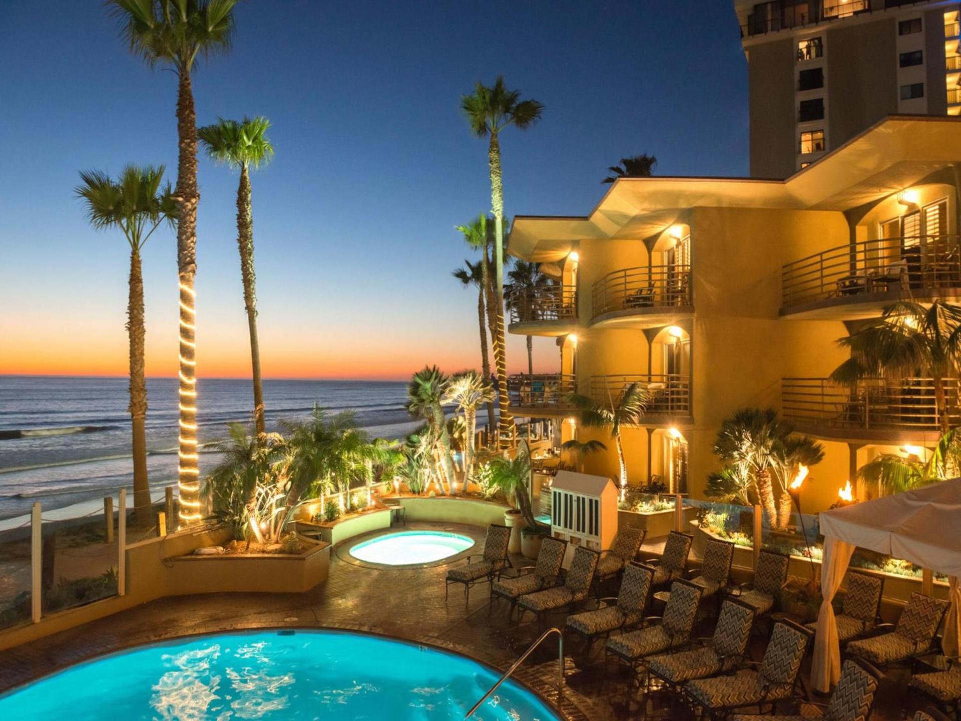 Pacific Terrace Hotel photo 18