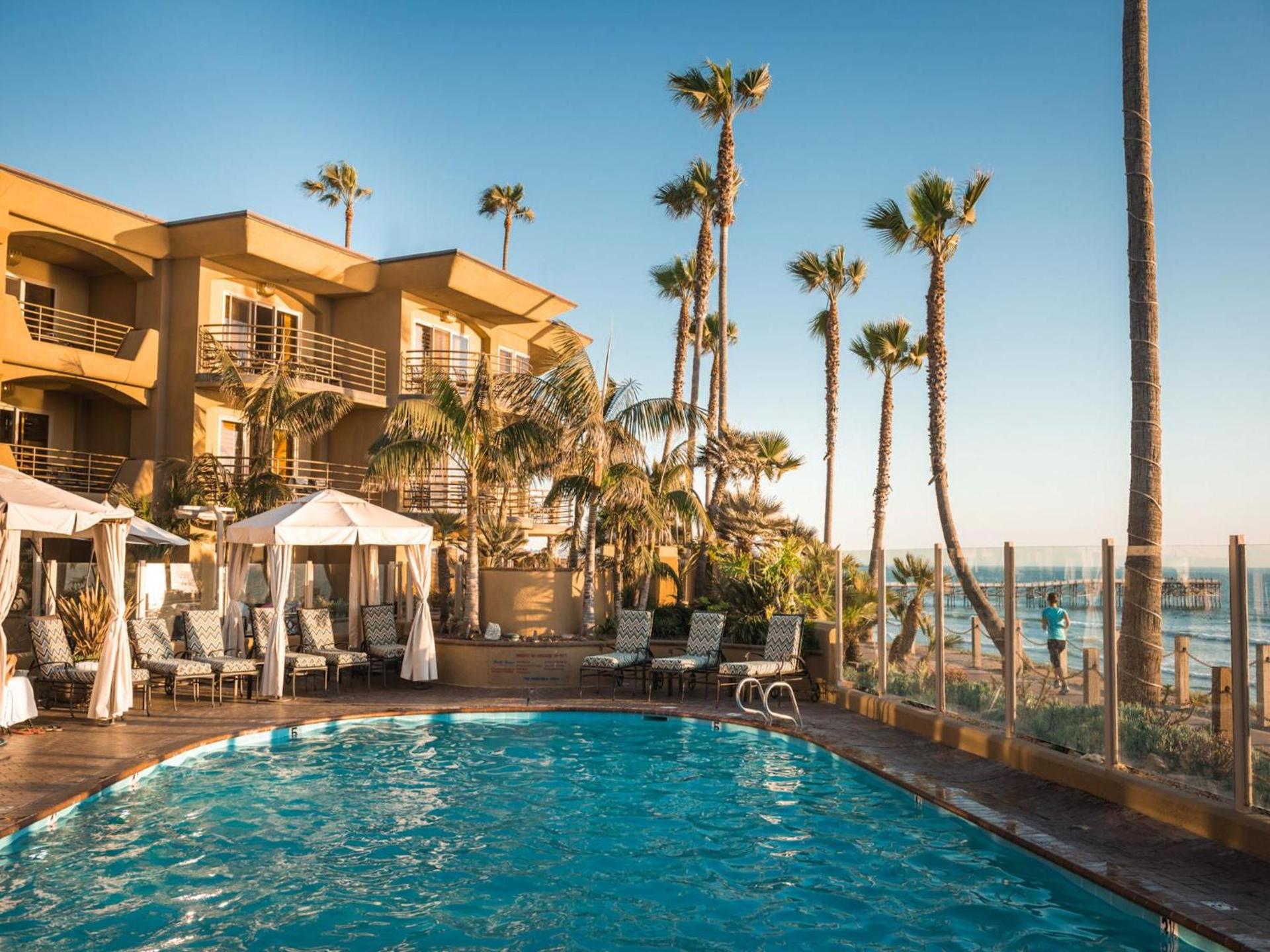 Pacific Terrace Hotel photo 30