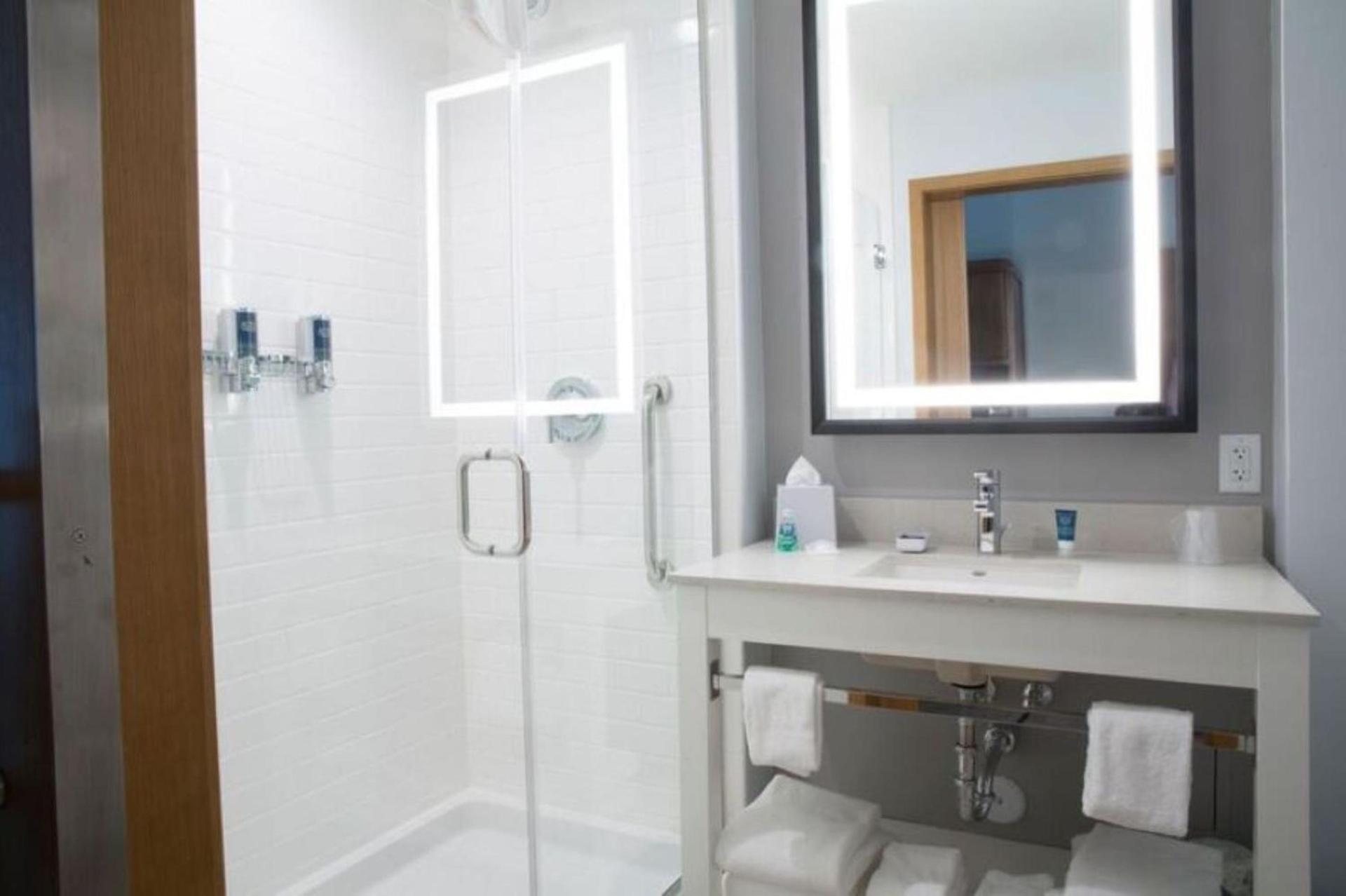 Four Points by Sheraton Miami Airport photo 20