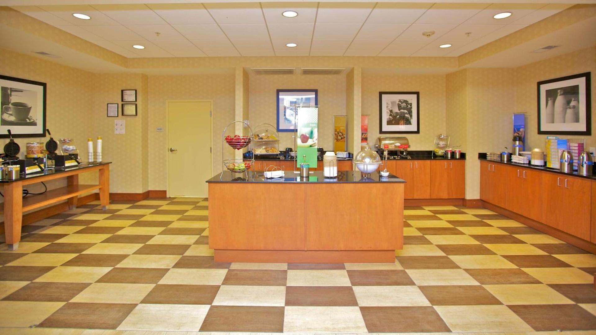 Hampton Inn Ringgold-Ft. Oglethorpe photo 6