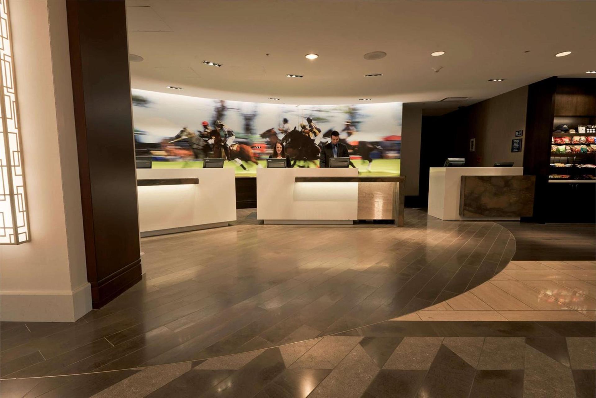 Hilton Chicago Oak Brook Hills Resort & Conference Center photo 4