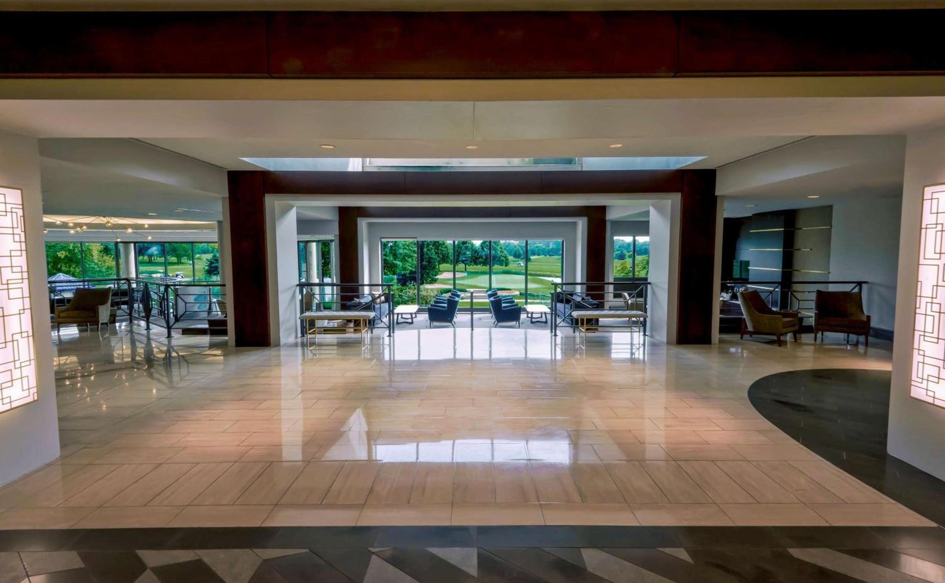 Hilton Chicago Oak Brook Hills Resort & Conference Center photo 3