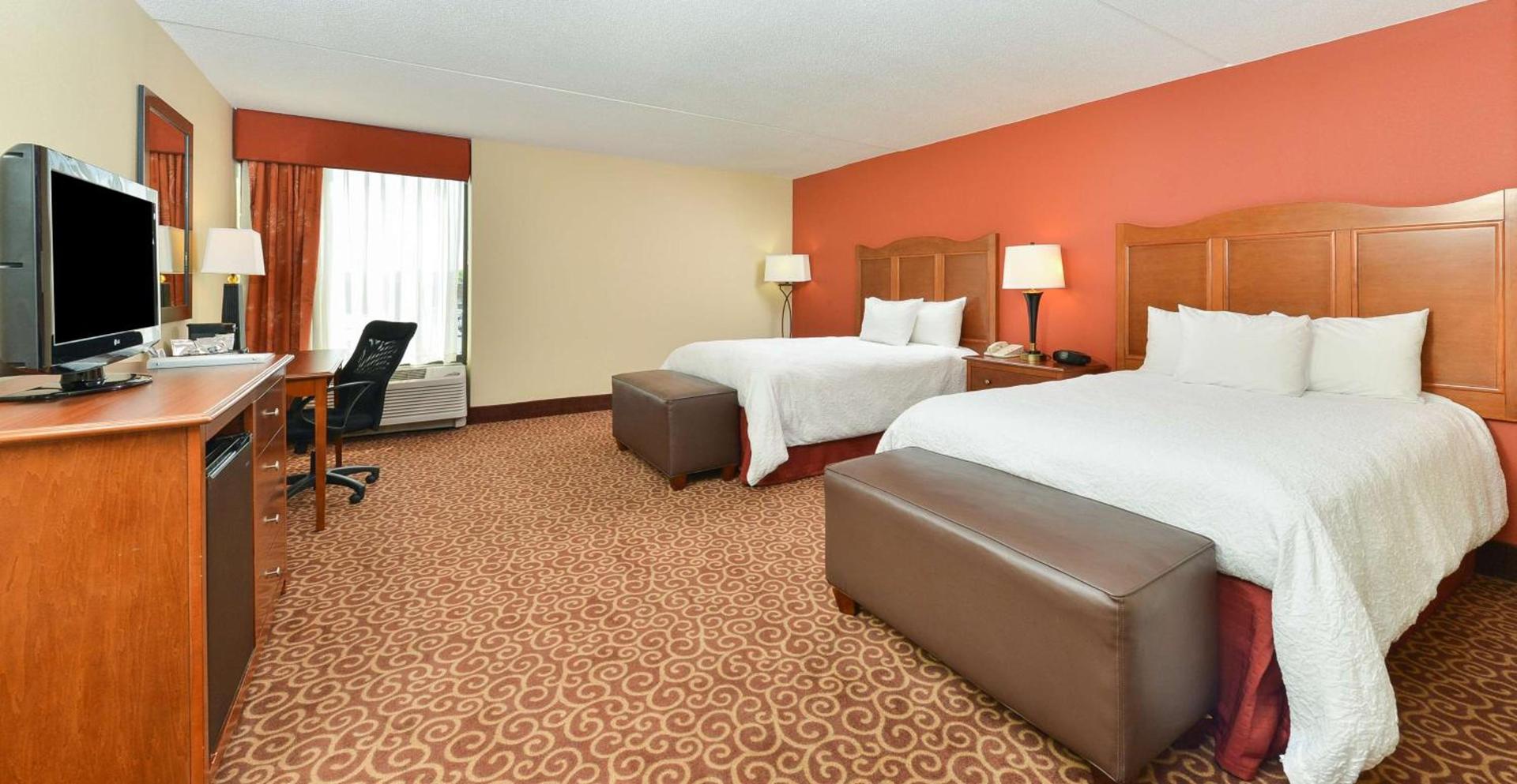 Hampton Inn Chicago-Carol Stream photo 10