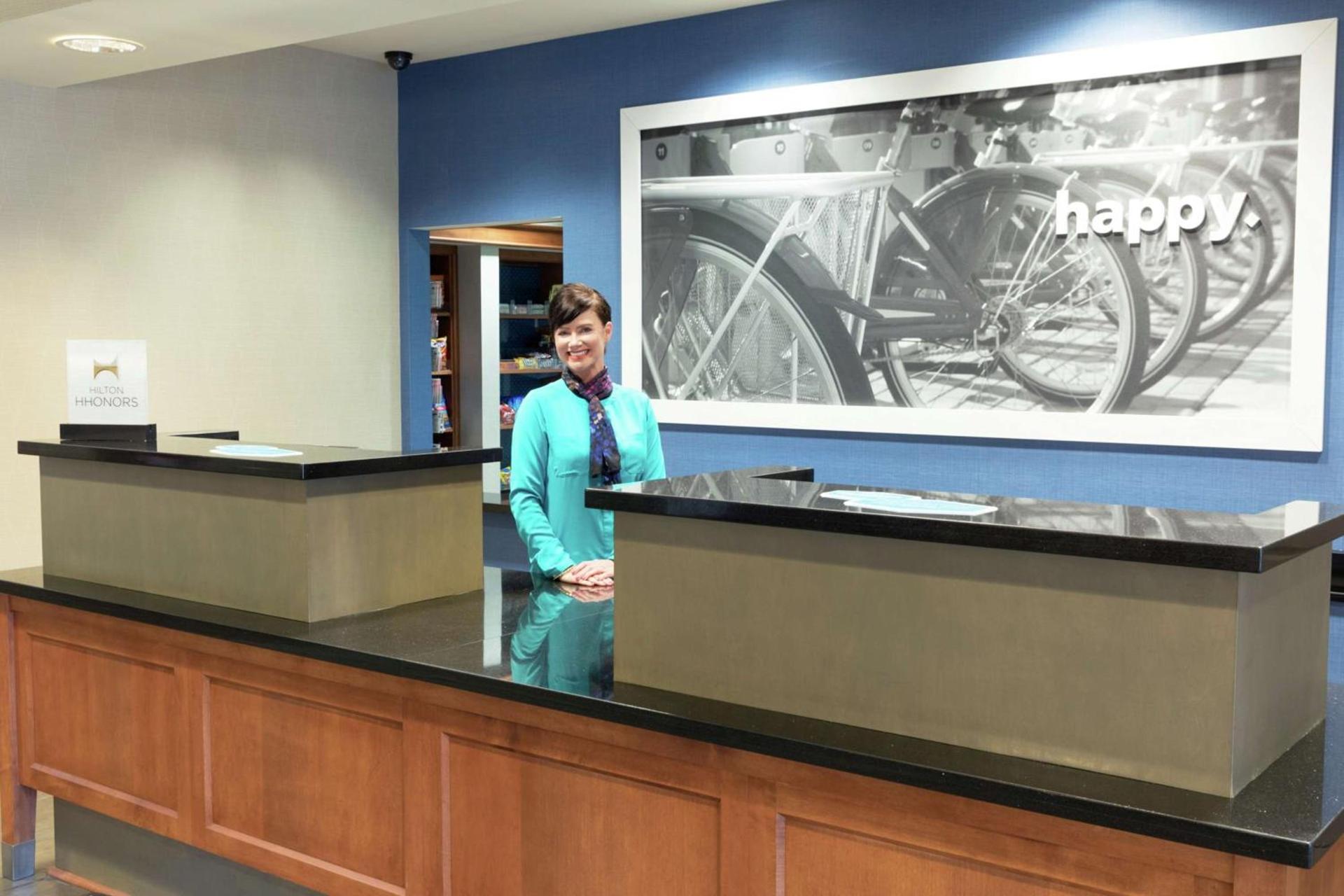 Hampton Inn & Suites Chicago Deer Park photo 3