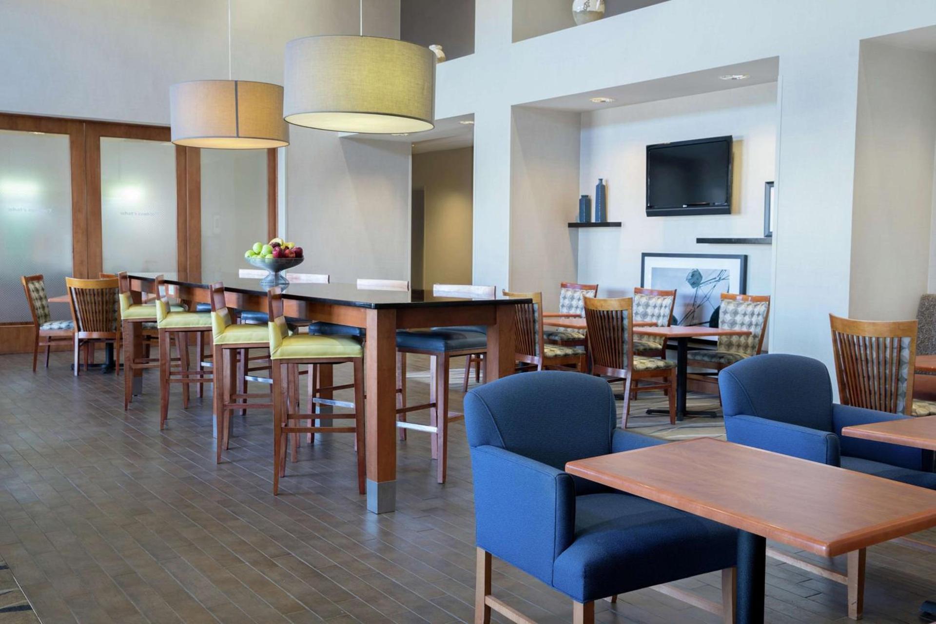 Hampton Inn & Suites Chicago Deer Park photo 4