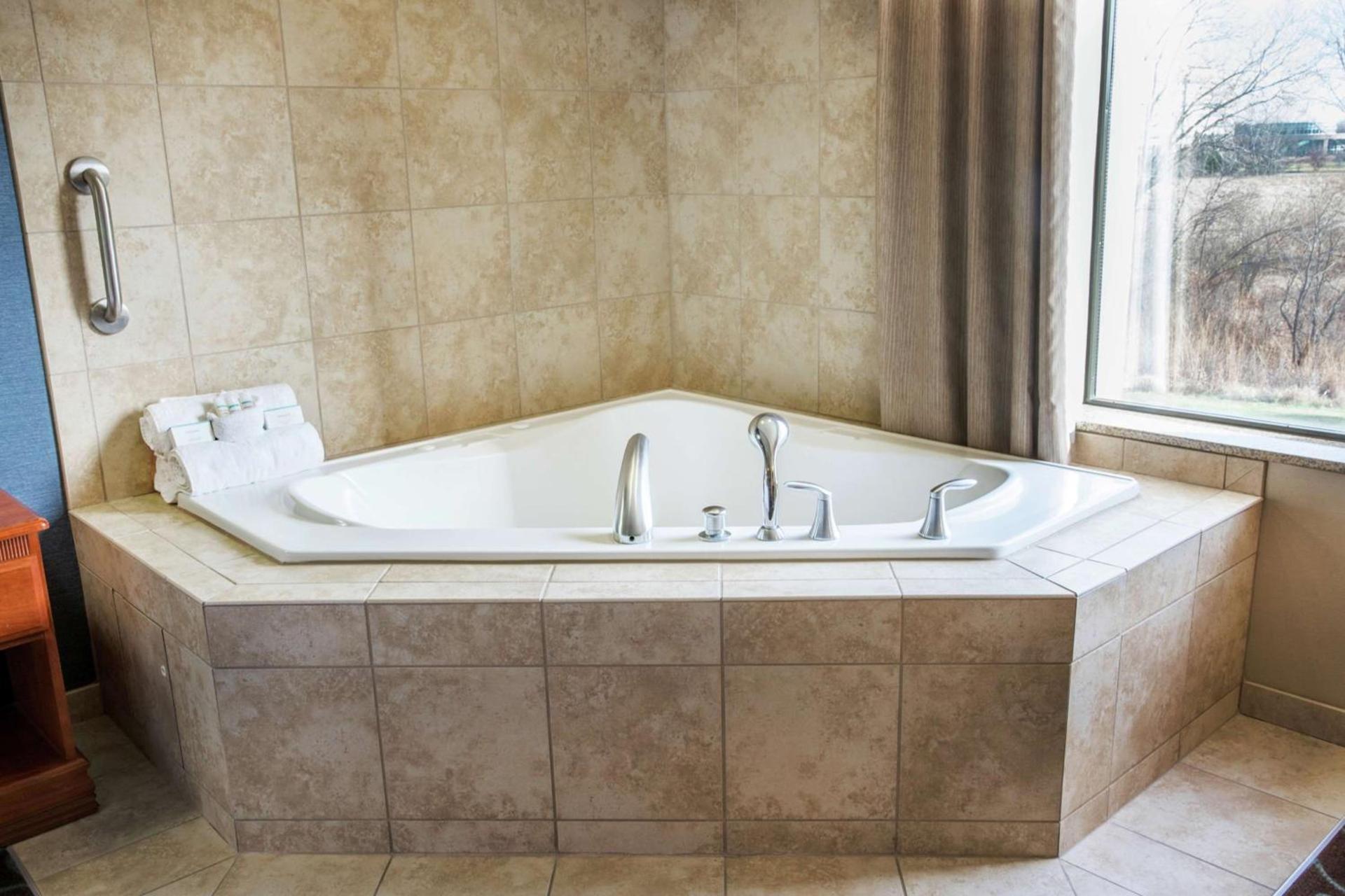 Hampton Inn & Suites Chicago Deer Park photo 22