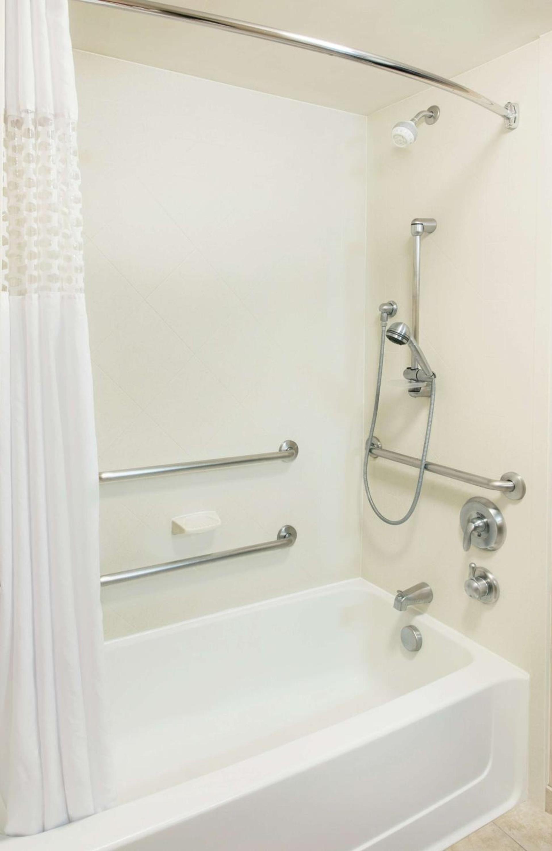 Hampton Inn & Suites Chicago Deer Park photo 25