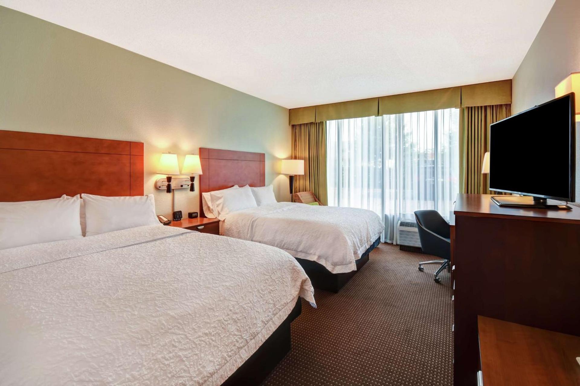 Hampton Inn Chicago-Gurnee photo 22