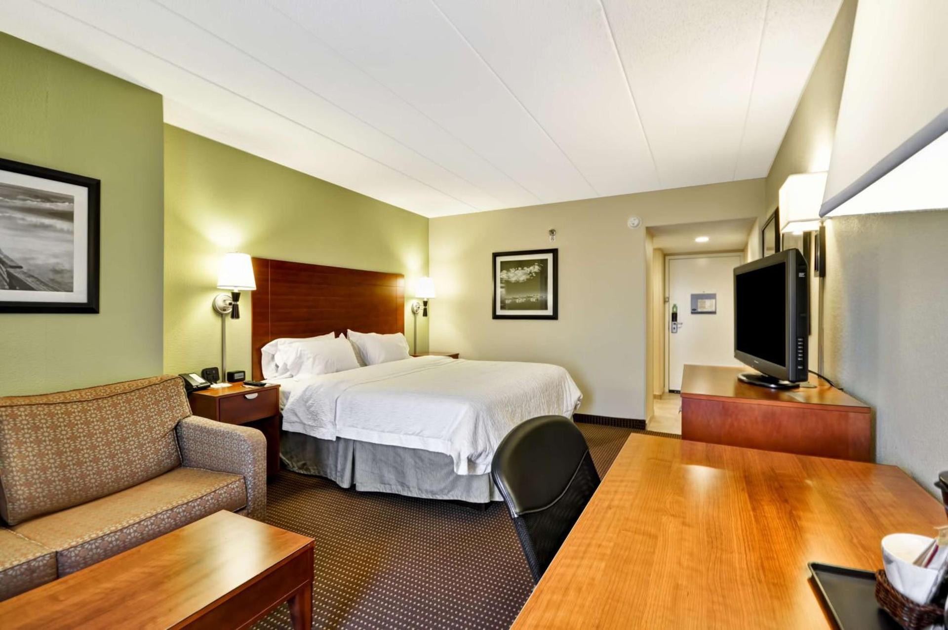 Hampton Inn Chicago-Gurnee photo 25
