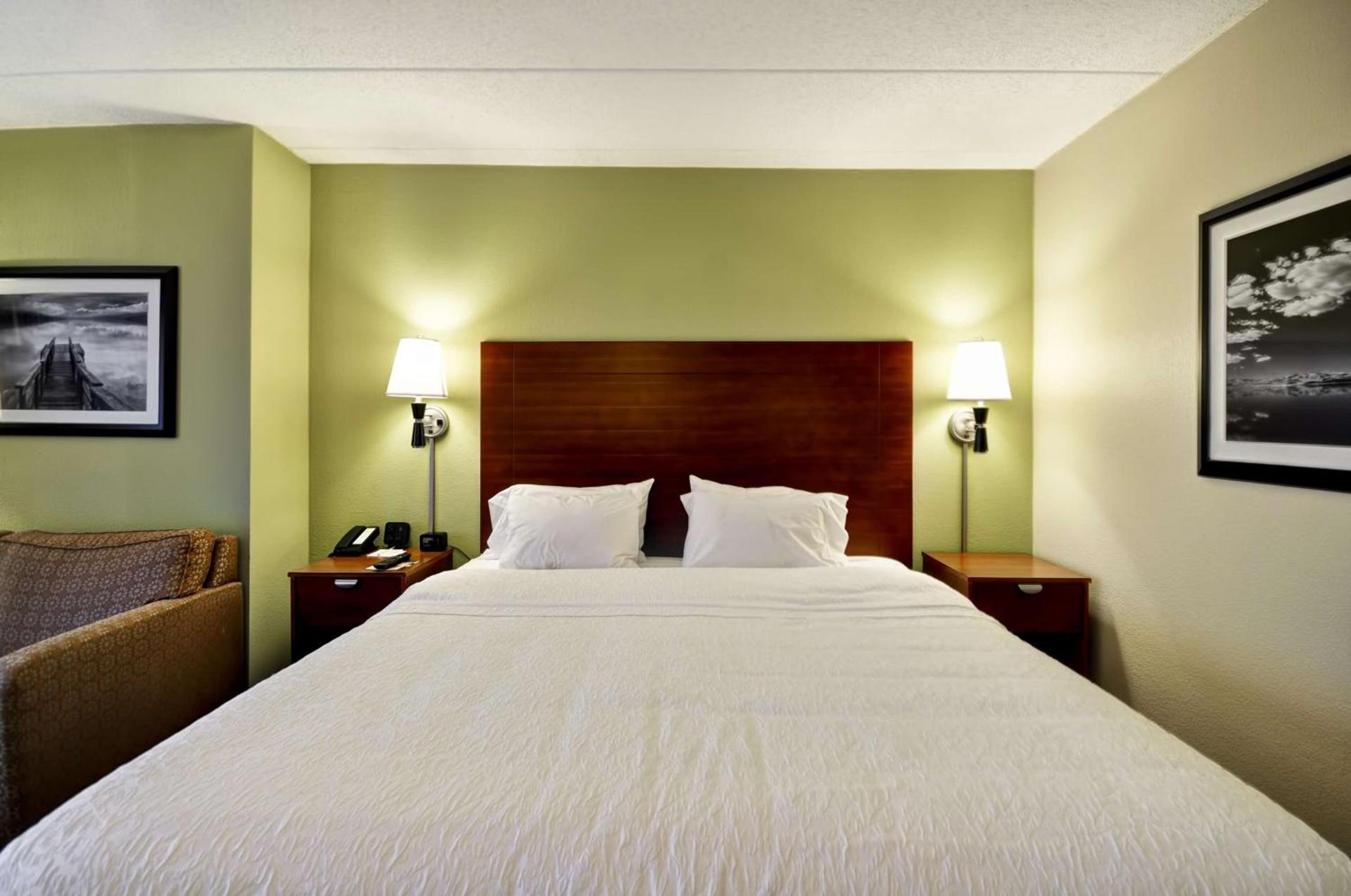 Hampton Inn Chicago-Gurnee photo 27