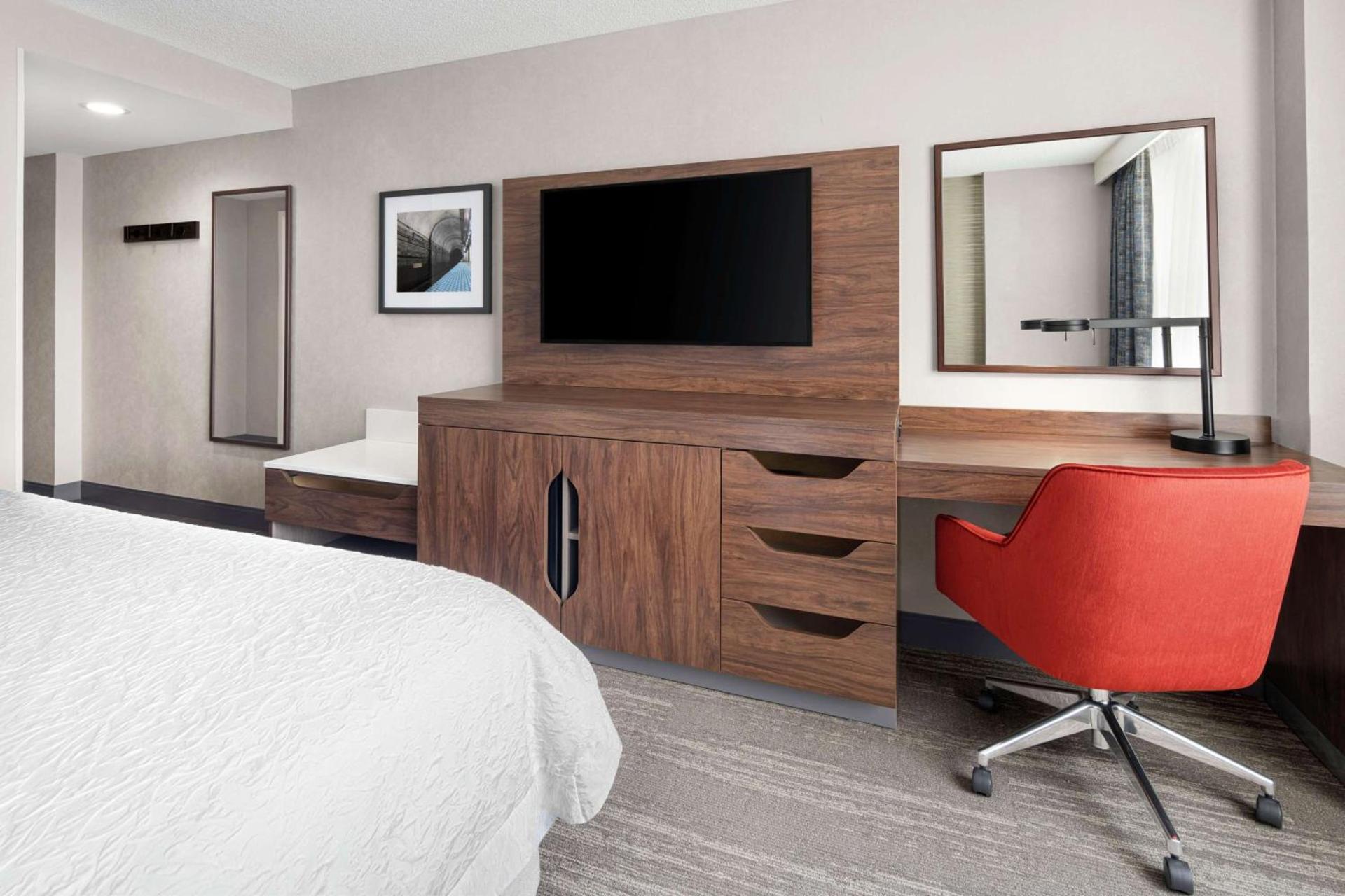 Hampton Inn & Suites Chicago-Downtown photo 33