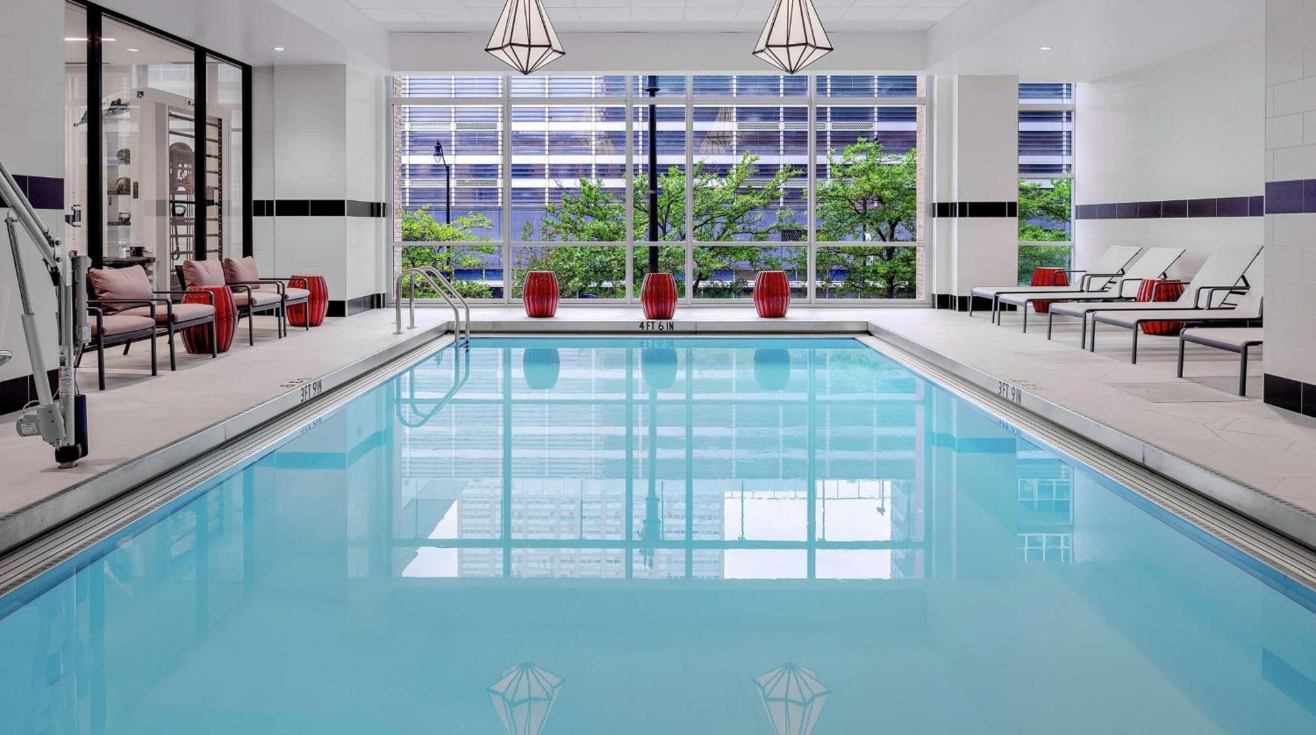 Hampton Inn Chicago McCormick Place photo 6