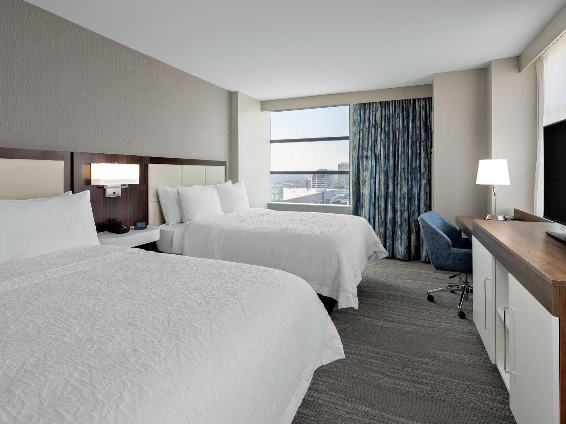 Hampton Inn Chicago McCormick Place photo 15