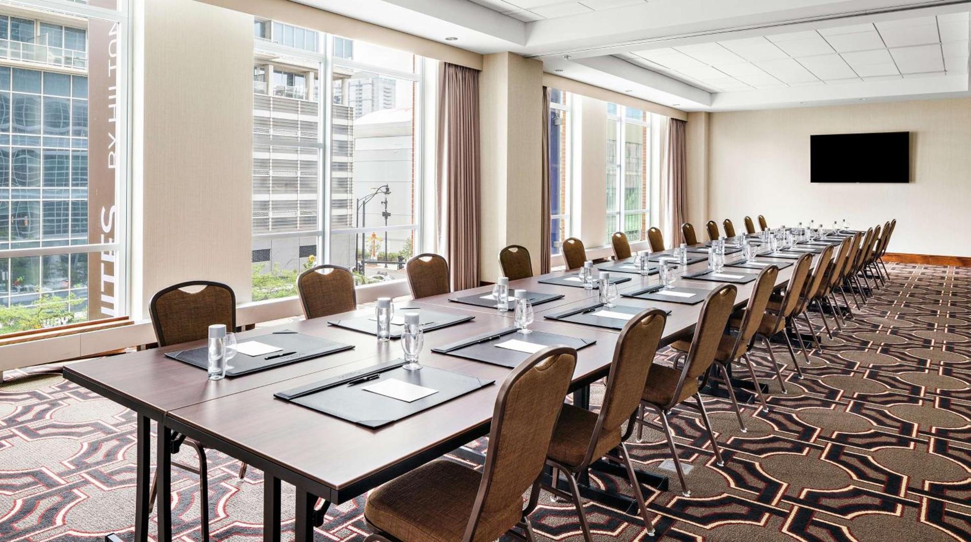 Hampton Inn Chicago McCormick Place photo 46