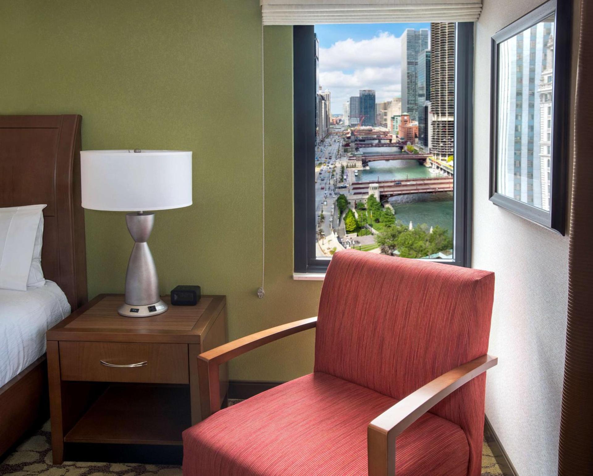 Hilton Garden Inn Chicago Downtown Riverwalk photo 14