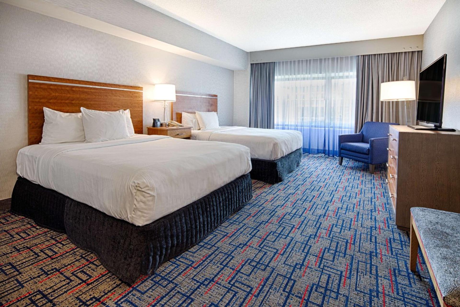 Embassy Suites by Hilton Chicago O'Hare Rosemont photo 37