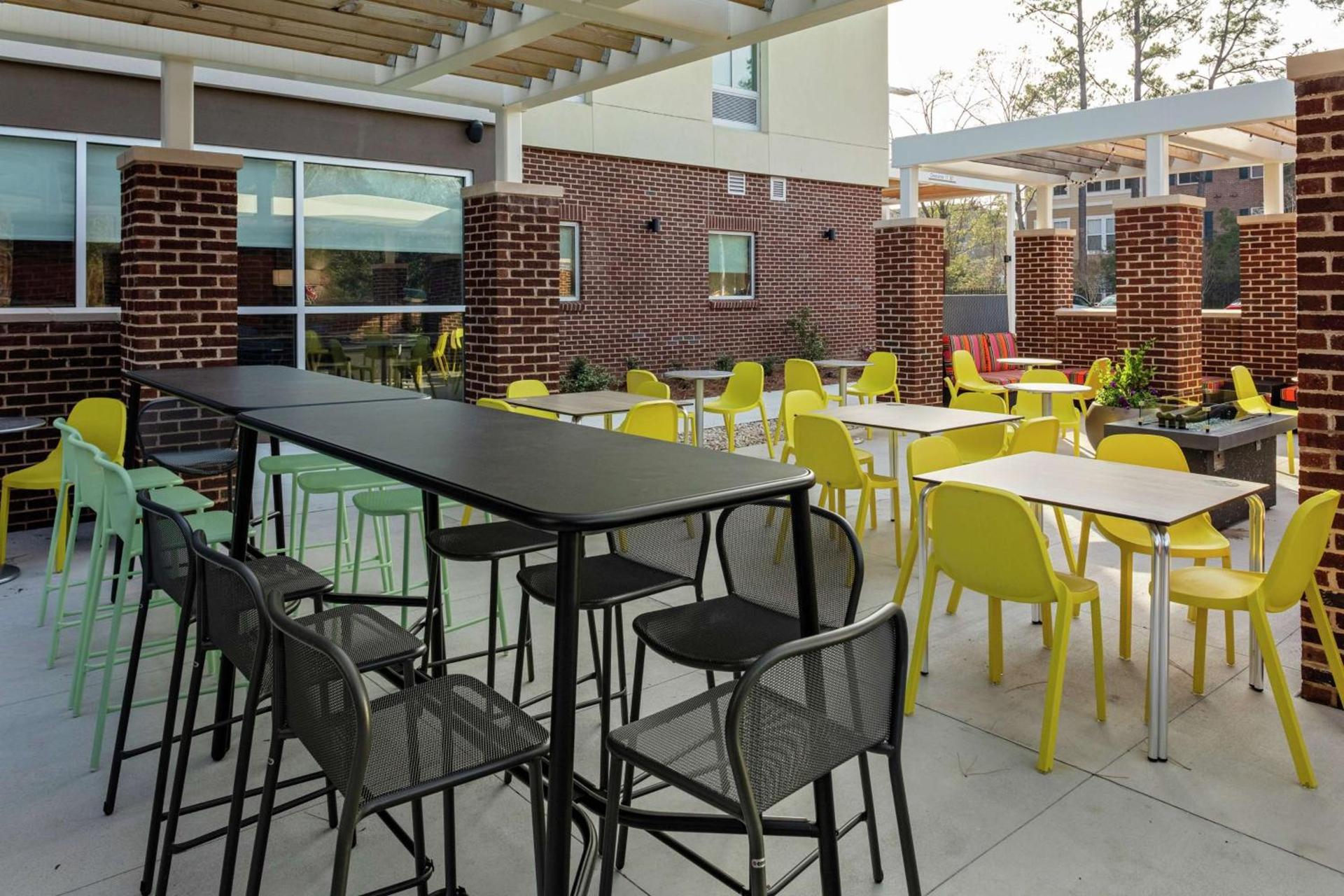 Home2 Suites By Hilton North Charleston University Blvd photo 2