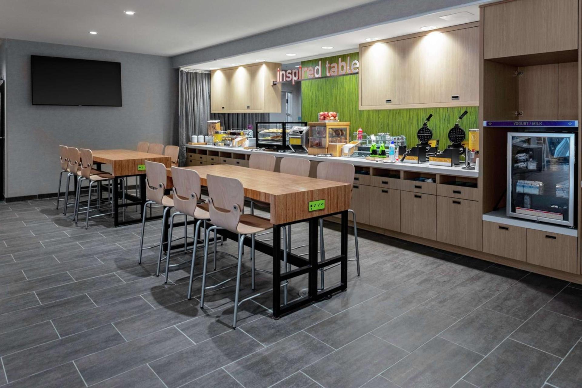 Home2 Suites By Hilton North Charleston University Blvd photo 6