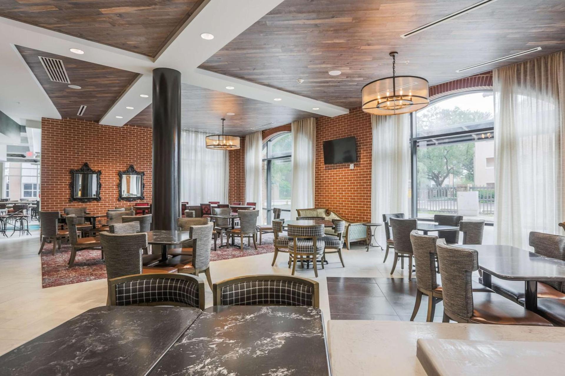 Homewood Suites By Hilton Charleston Historic District photo 32