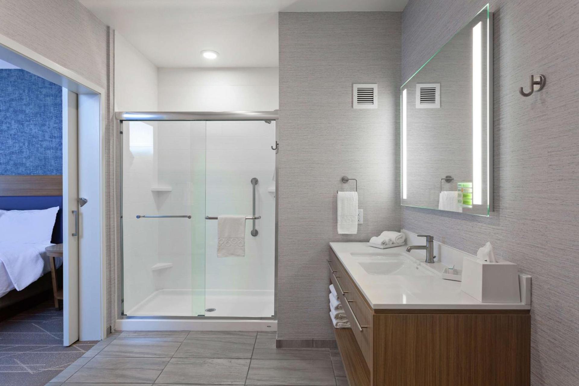 Home2 Suites By Hilton Temecula photo 12