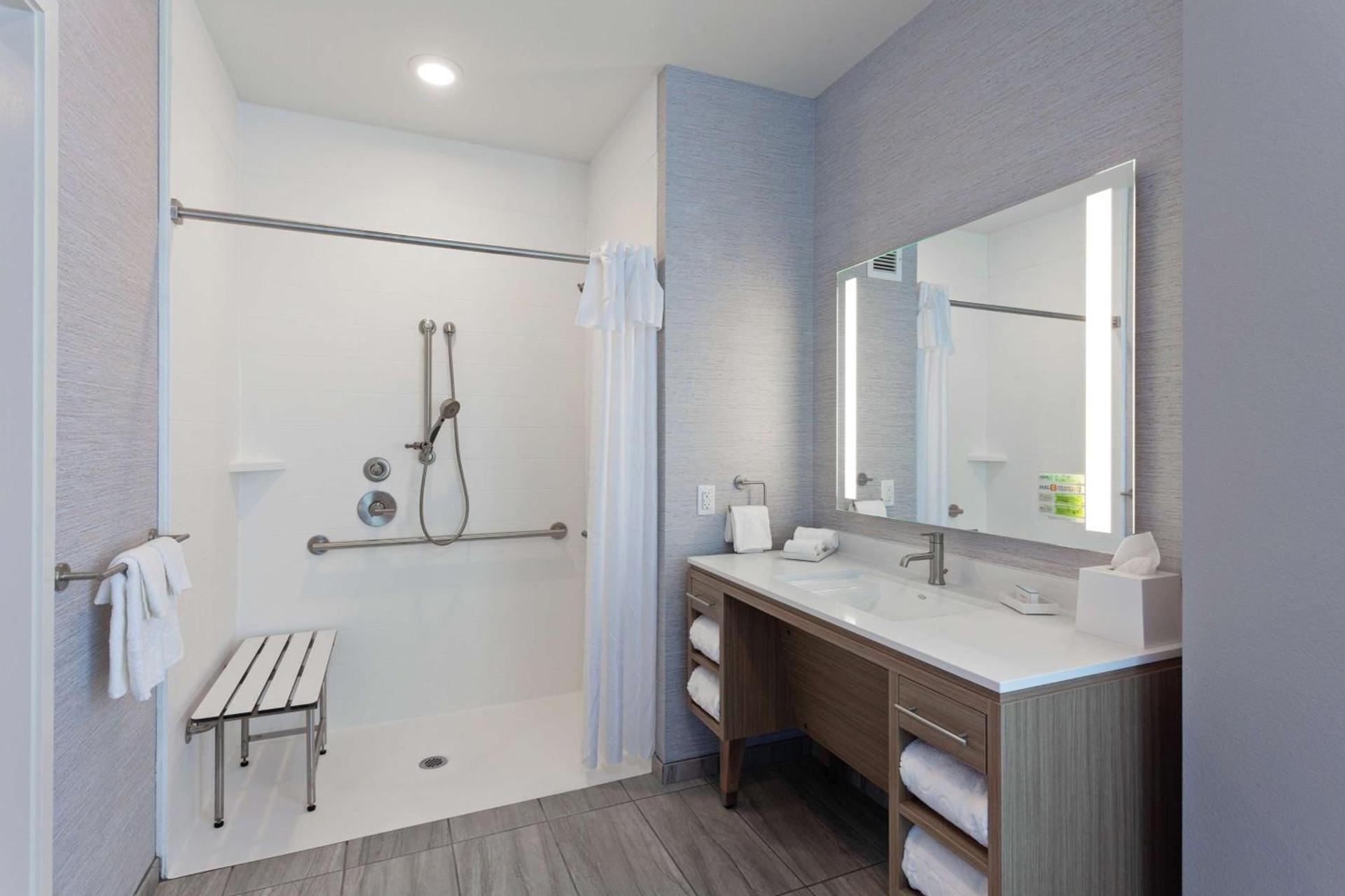 Home2 Suites By Hilton Temecula photo 14