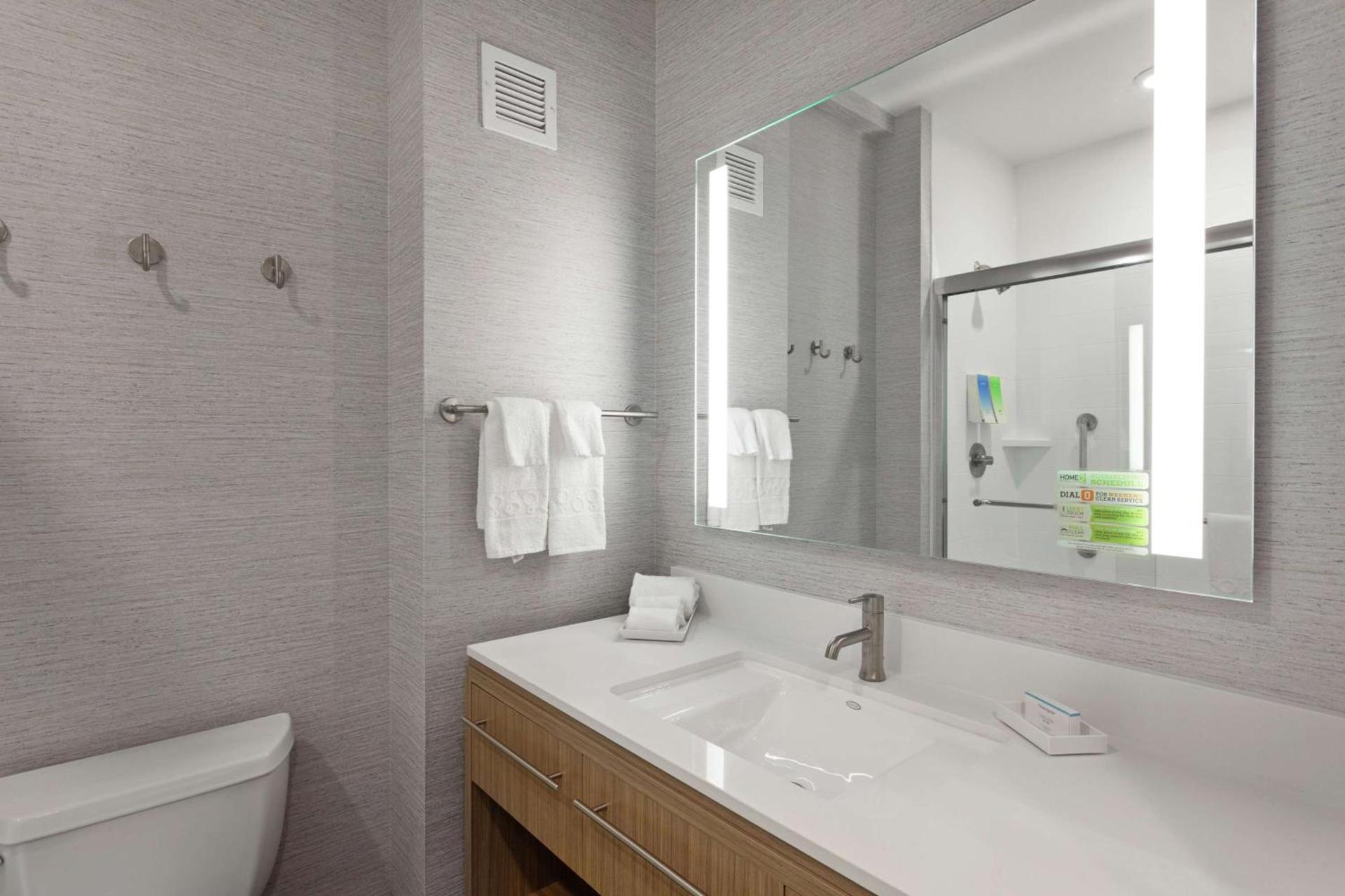 Home2 Suites By Hilton Temecula photo 13