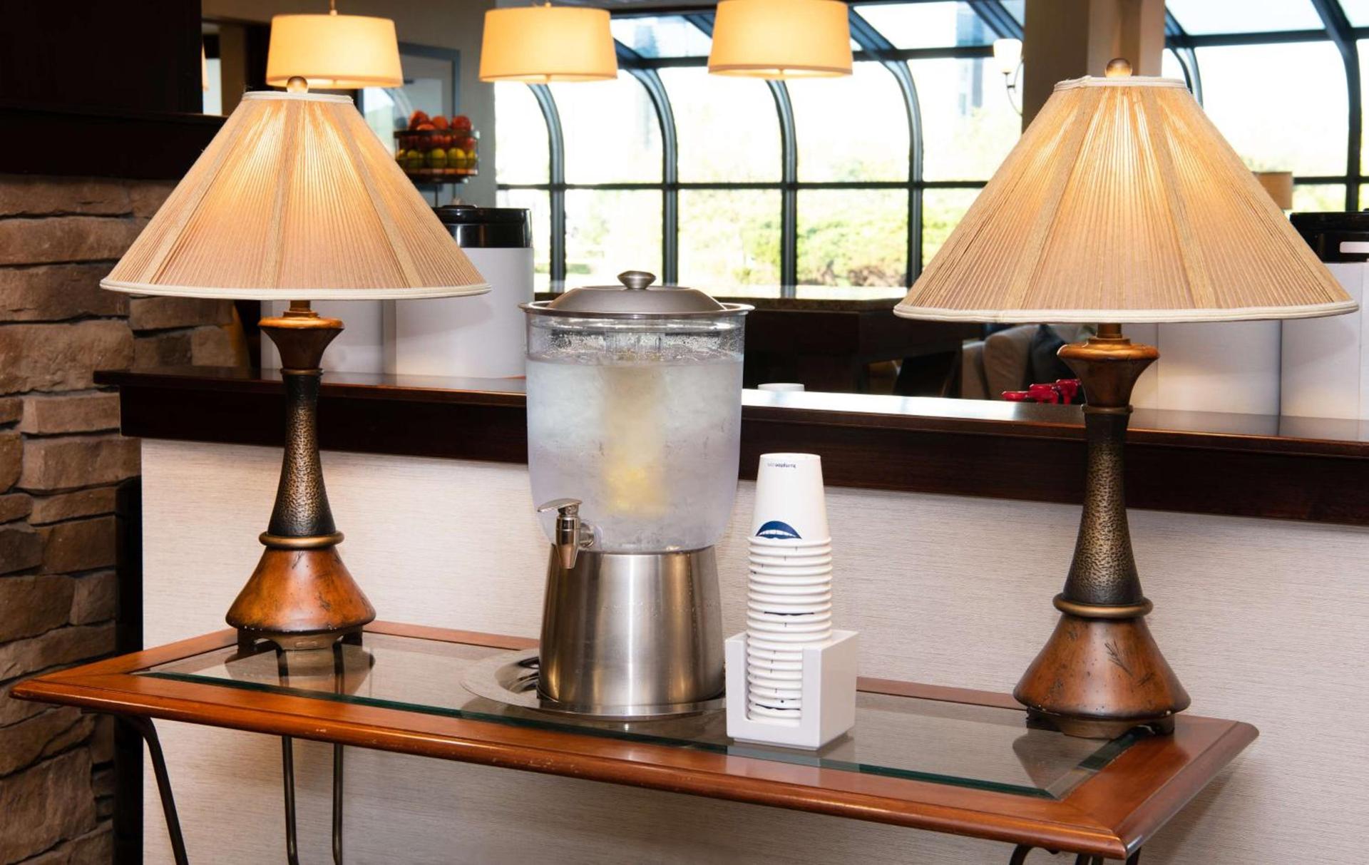 Hampton Inn Cleveland-Solon photo 4