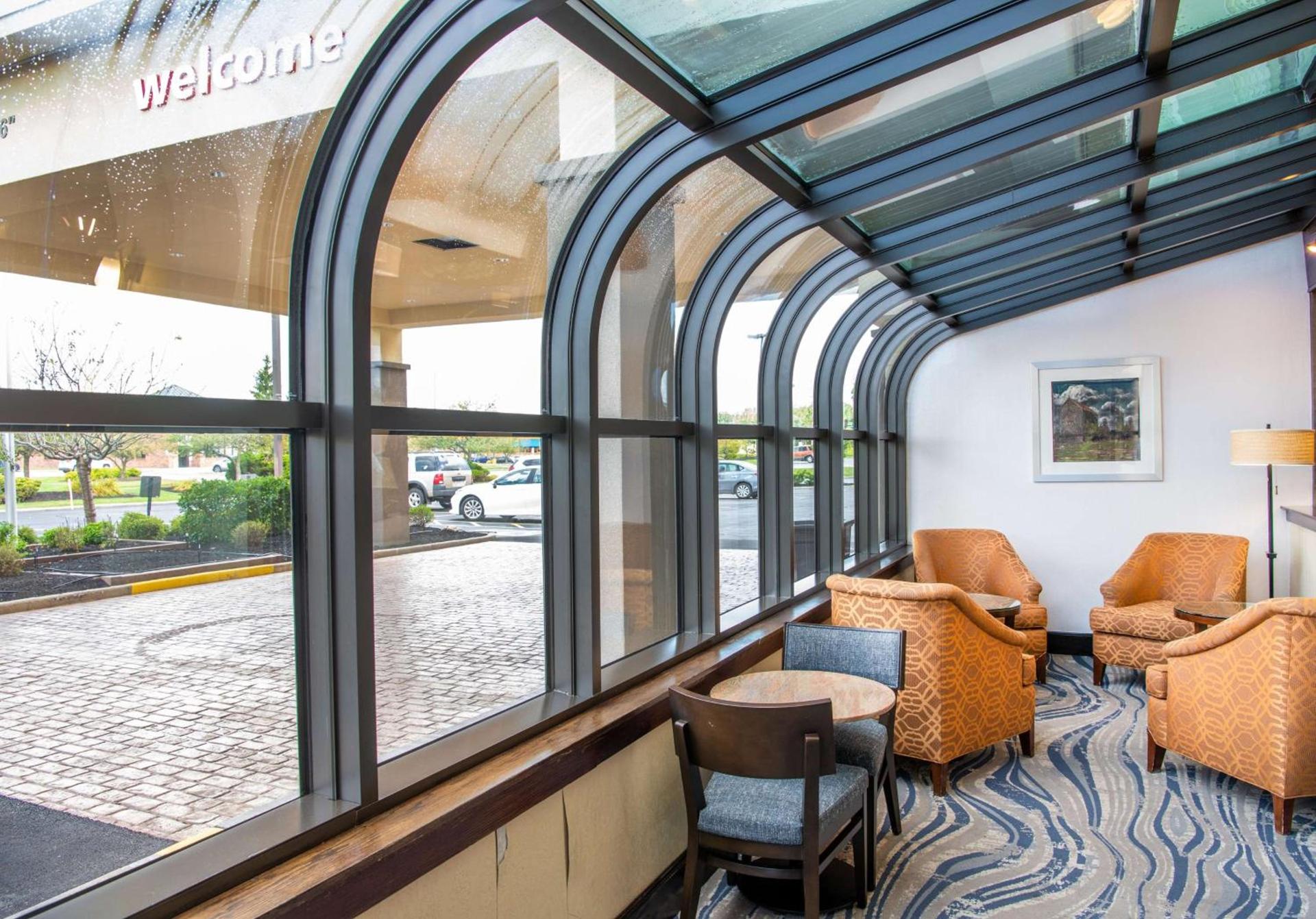 Hampton Inn Cleveland-Solon photo 5