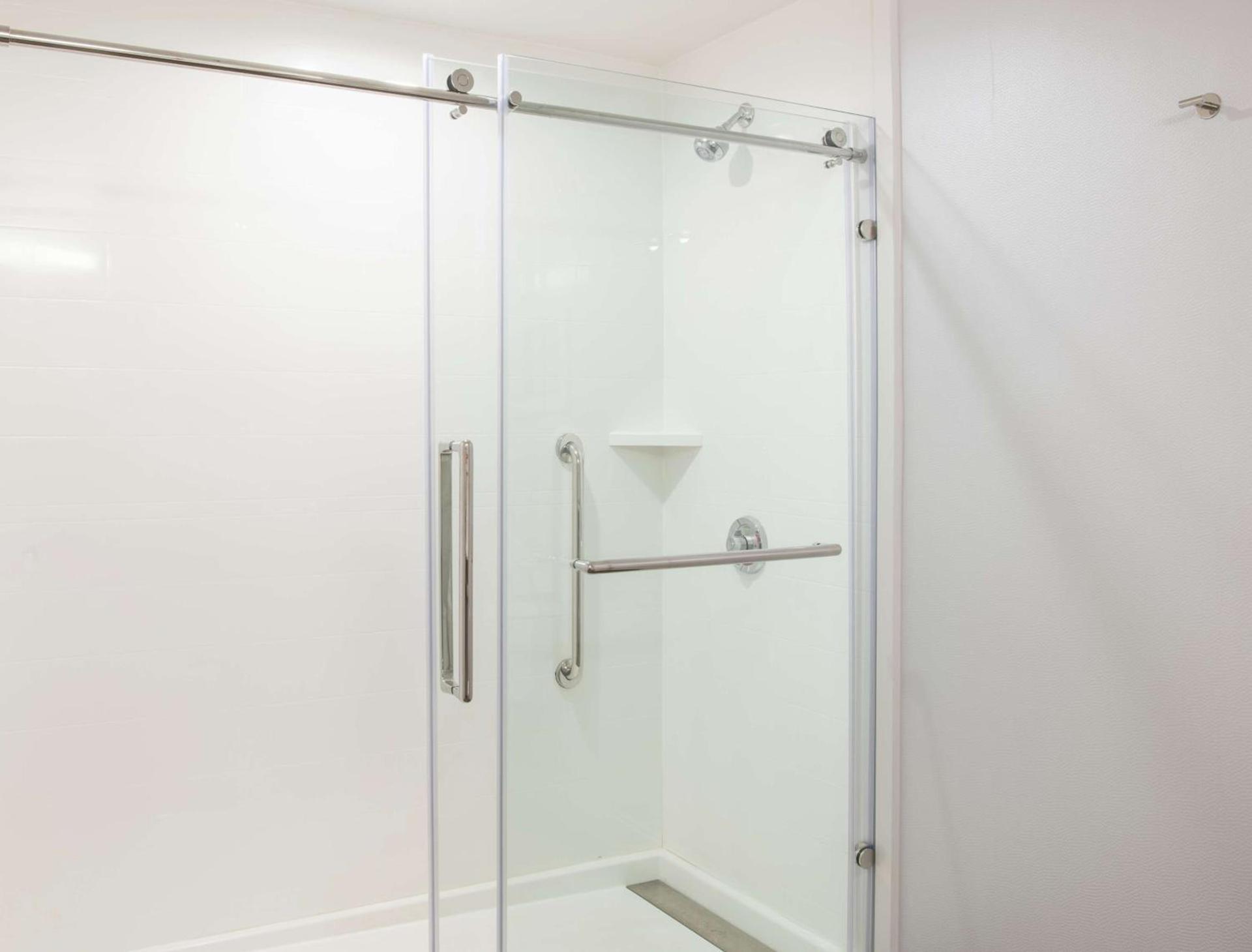 Hampton Inn Cleveland-Solon photo 21