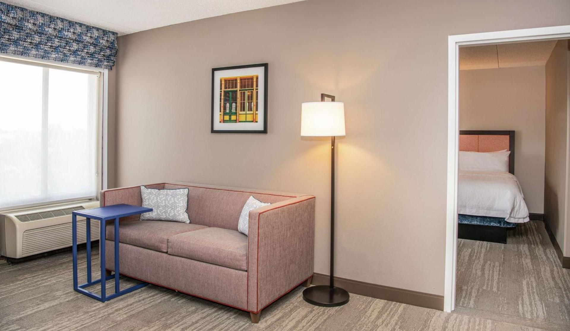 Hampton Inn Cleveland-Solon photo 22