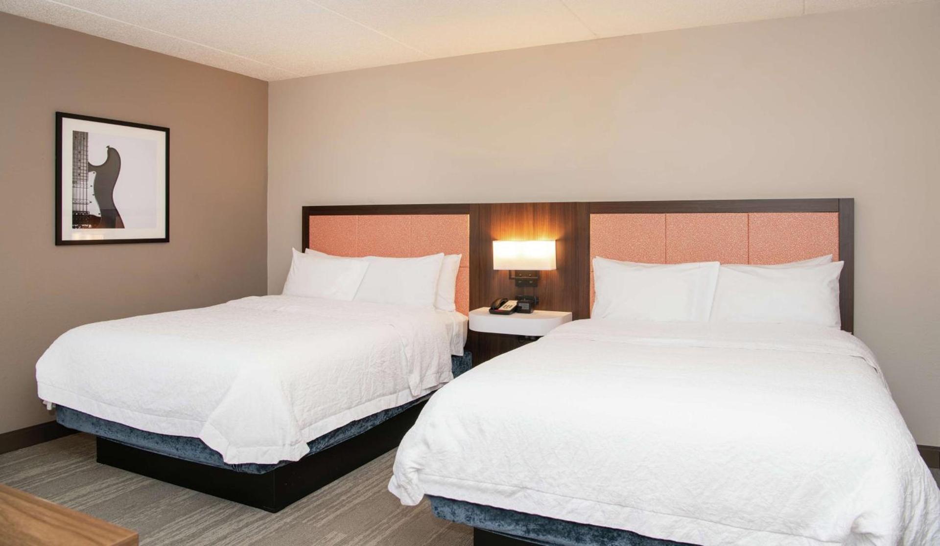Hampton Inn Cleveland-Solon photo 31