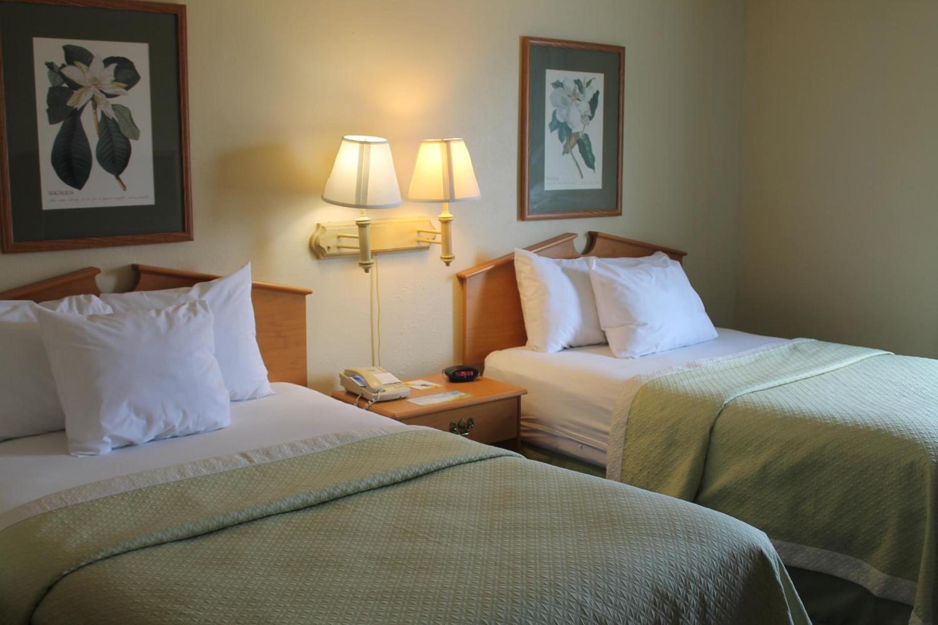 Days Inn & Suites by Wyndham Bridgeport - Clarksburg photo 28