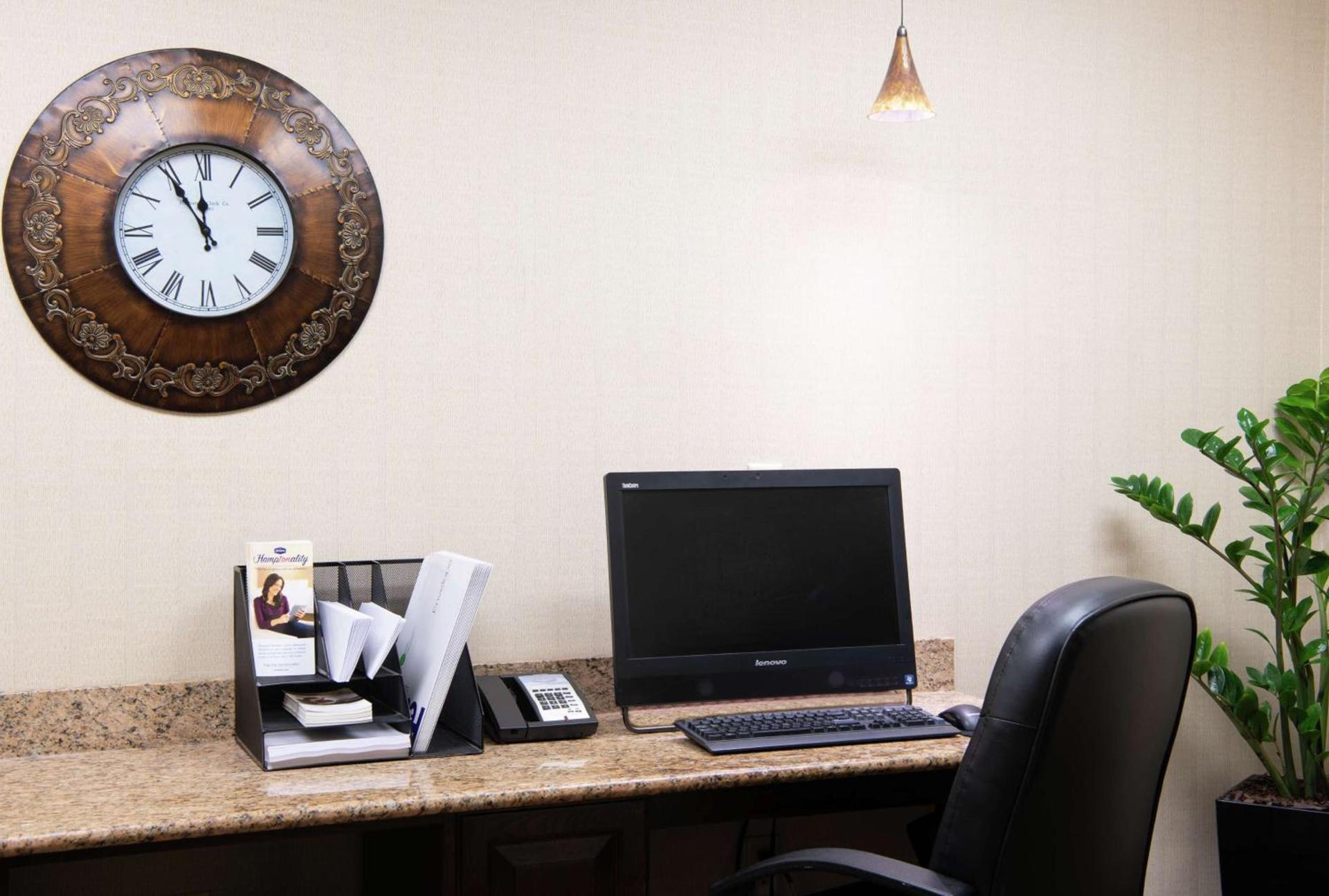 Hampton Inn Cleveland-Solon photo 47
