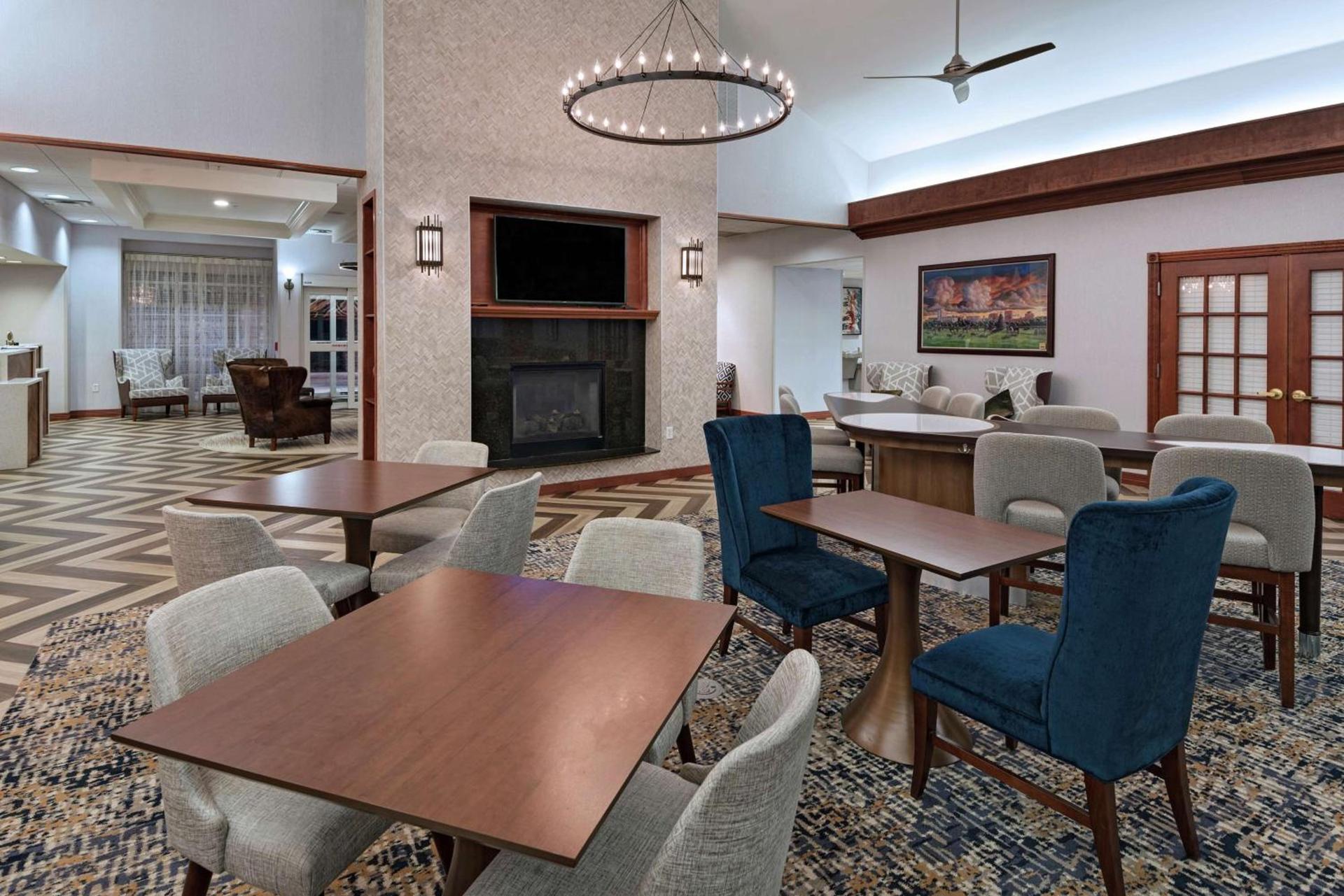 Homewood Suites by Hilton College Station photo 8