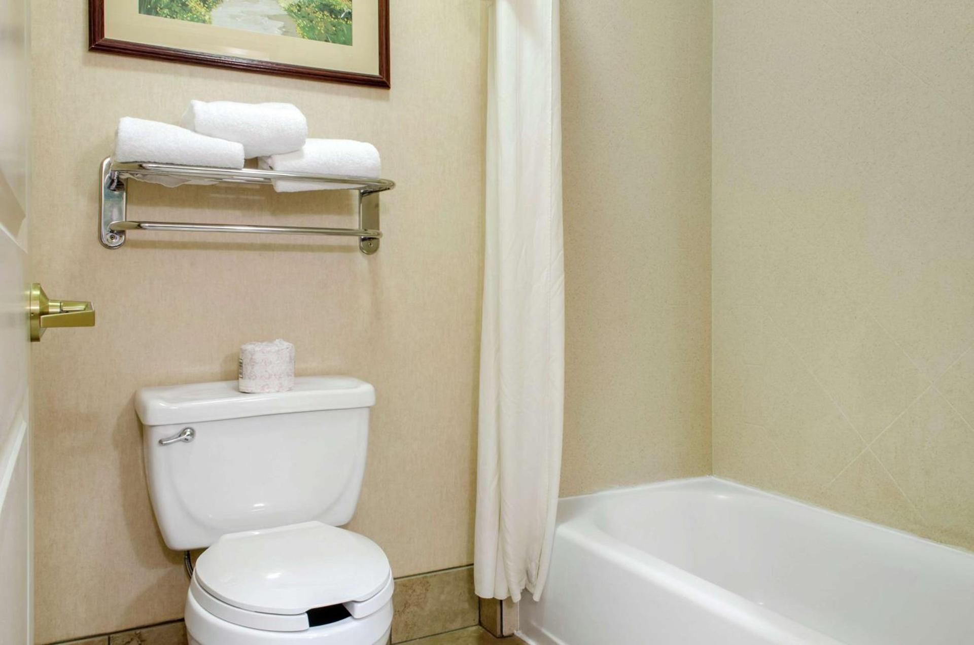 Homewood Suites by Hilton College Station photo 13