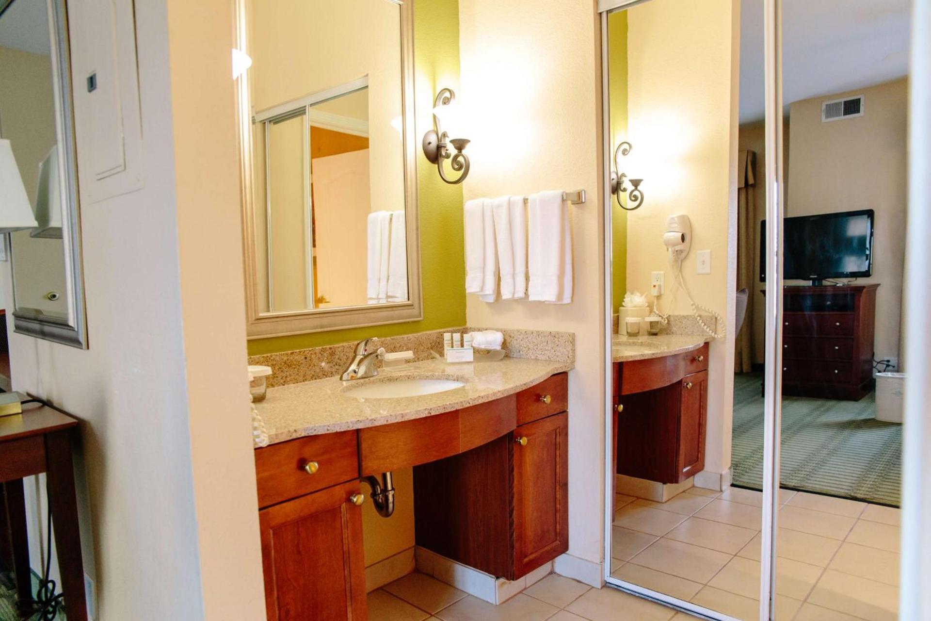 Homewood Suites by Hilton College Station photo 14