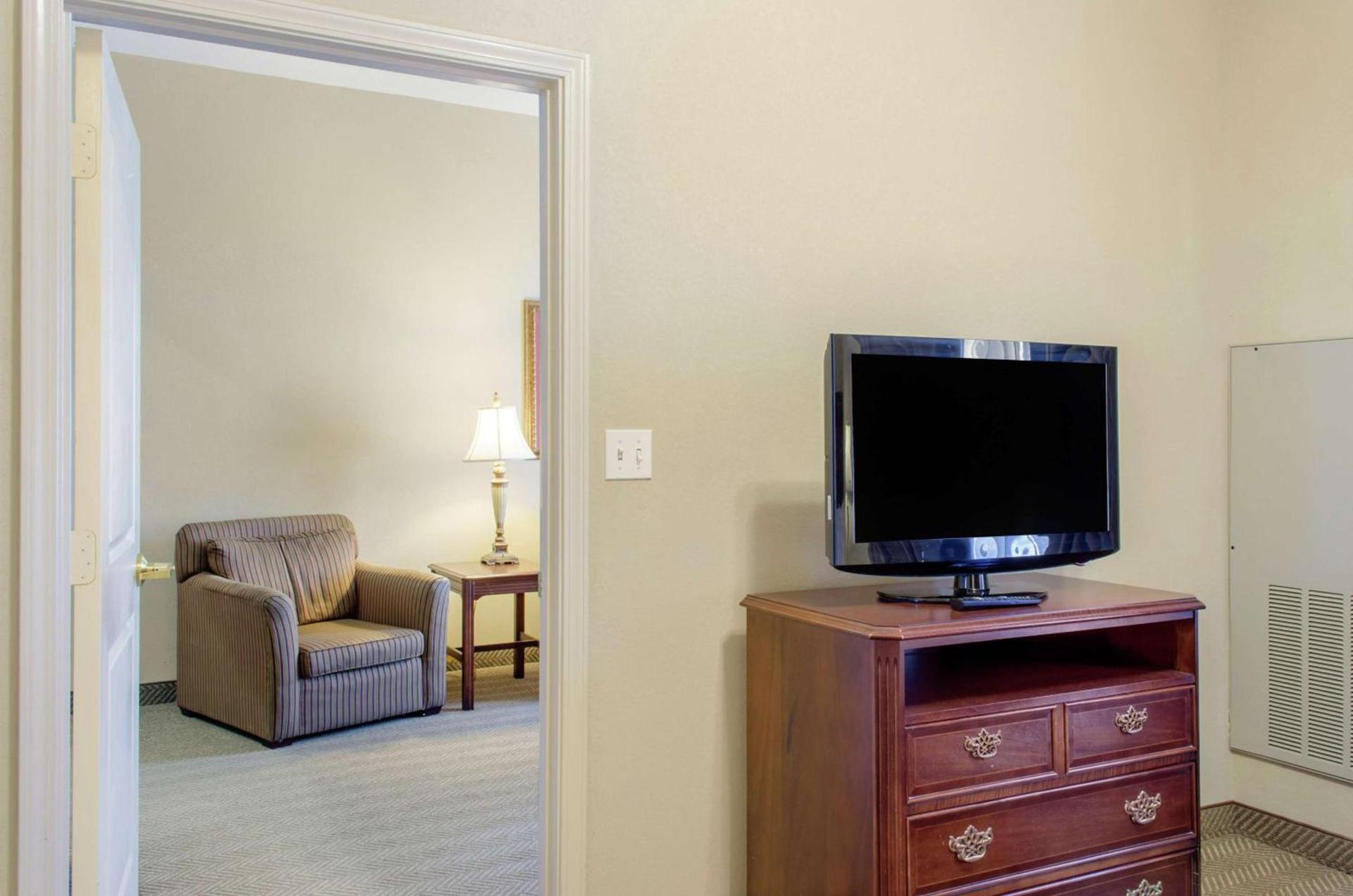 Homewood Suites by Hilton College Station photo 20
