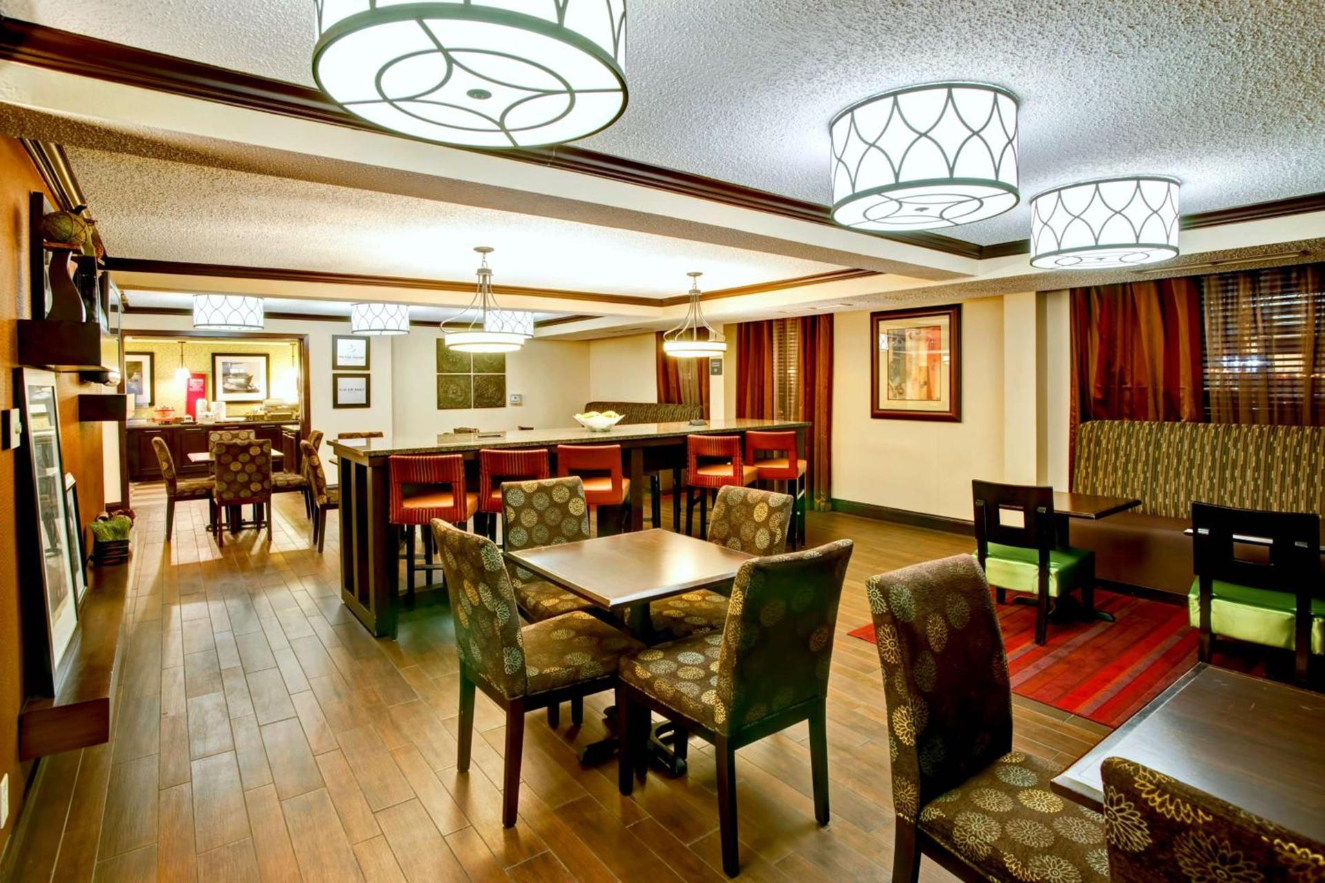Hampton Inn College Station-Near Texas A&M University photo 8