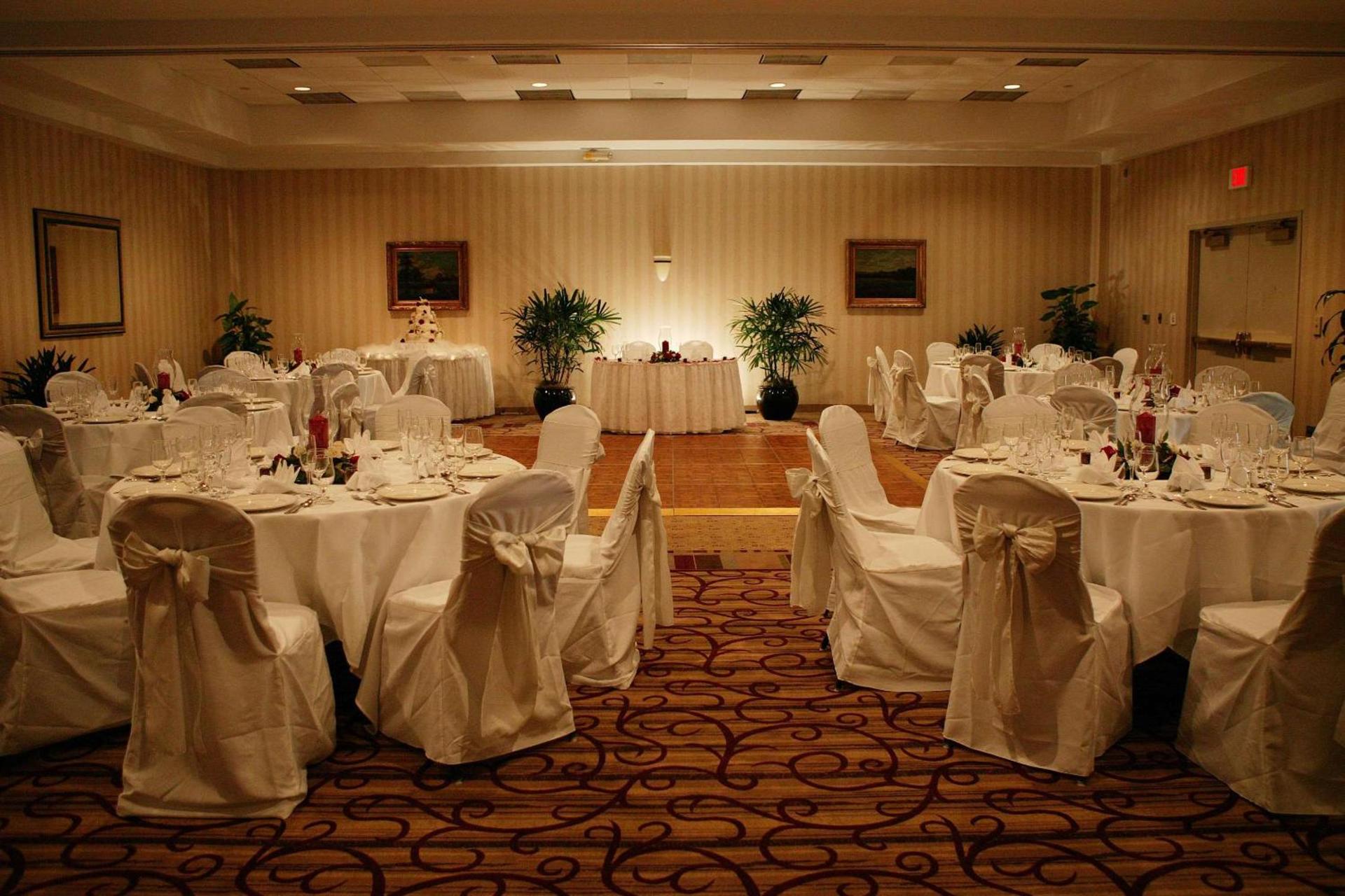 DoubleTree by Hilton Charlotte Airport photo 18