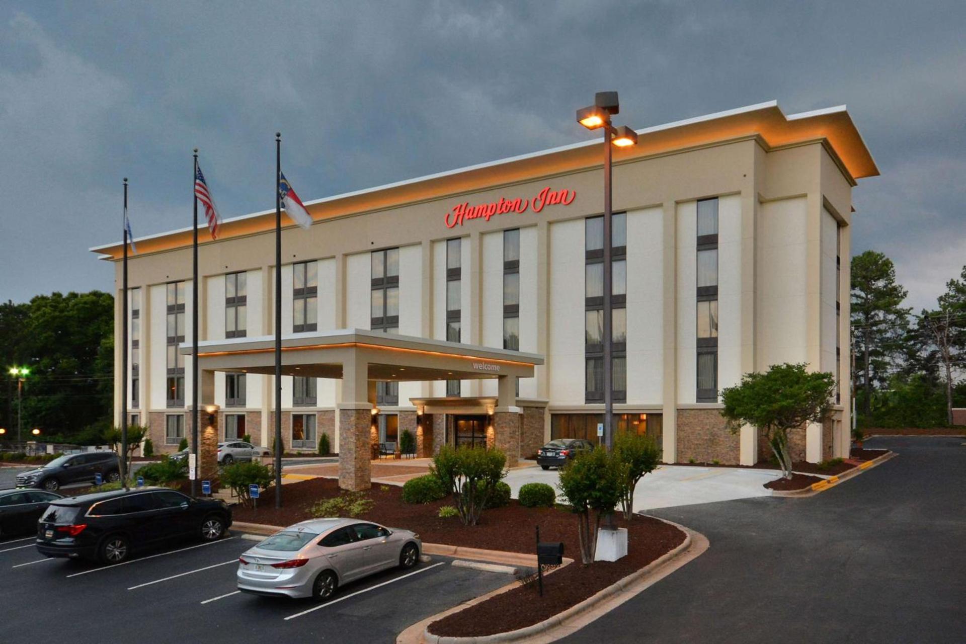 Hampton Inn Charlotte North Lake Norman photo 2
