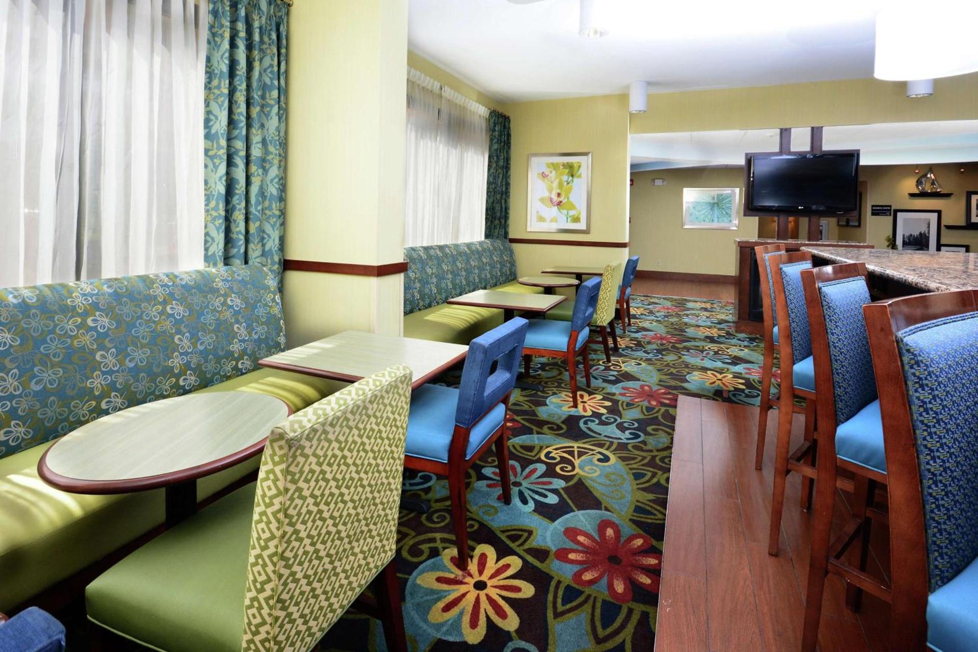 Hampton Inn Charlotte North Lake Norman photo 4