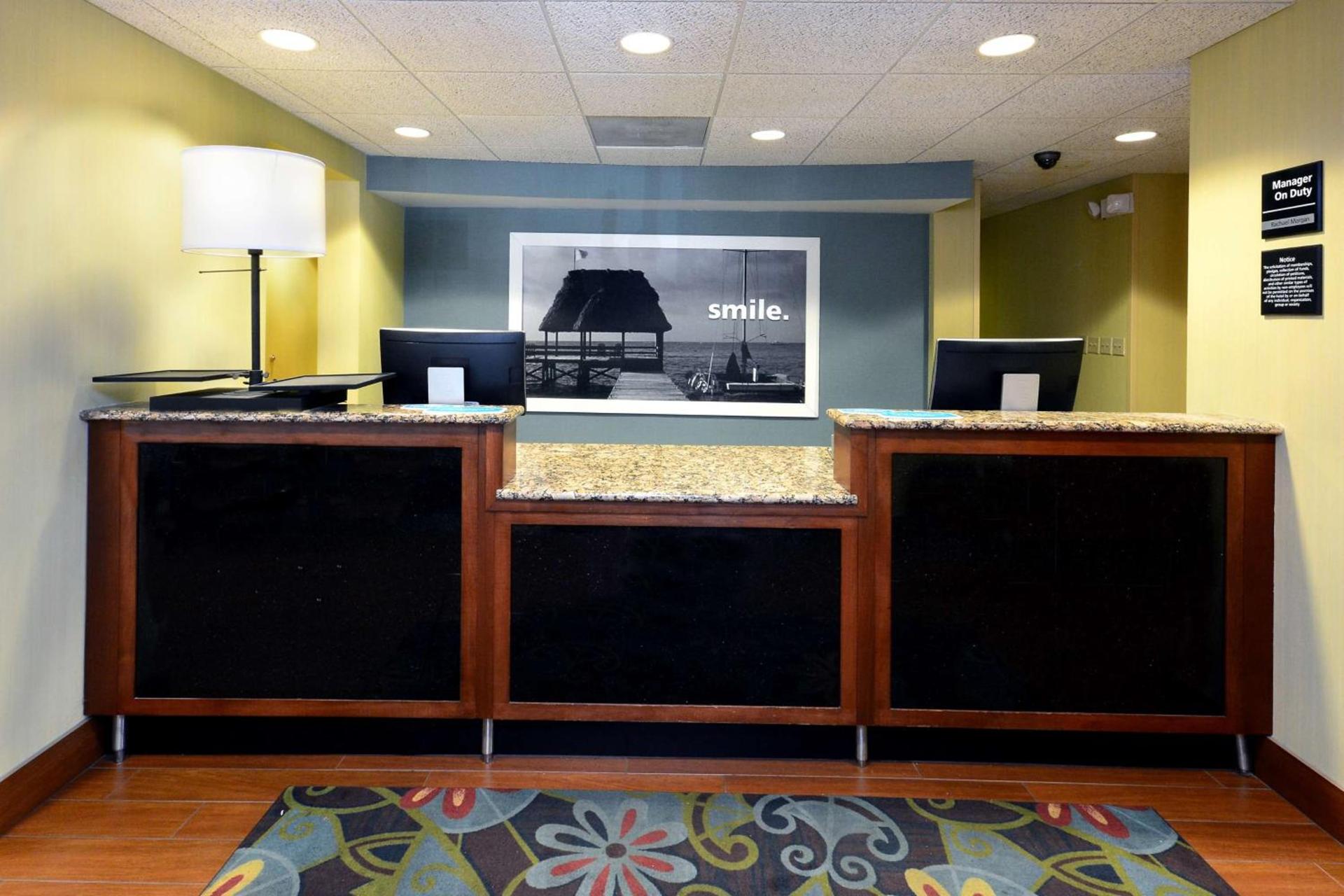 Hampton Inn Charlotte North Lake Norman photo 6