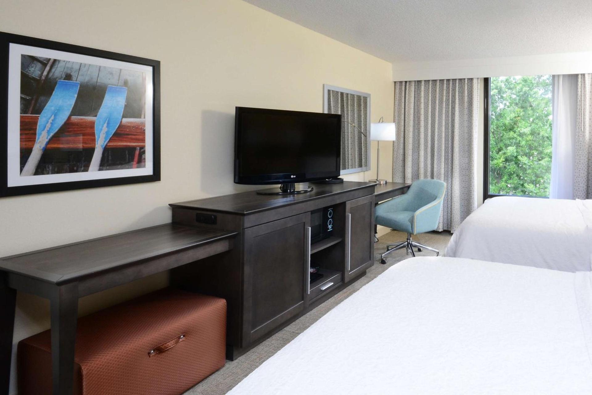 Hampton Inn Charlotte North Lake Norman photo 21