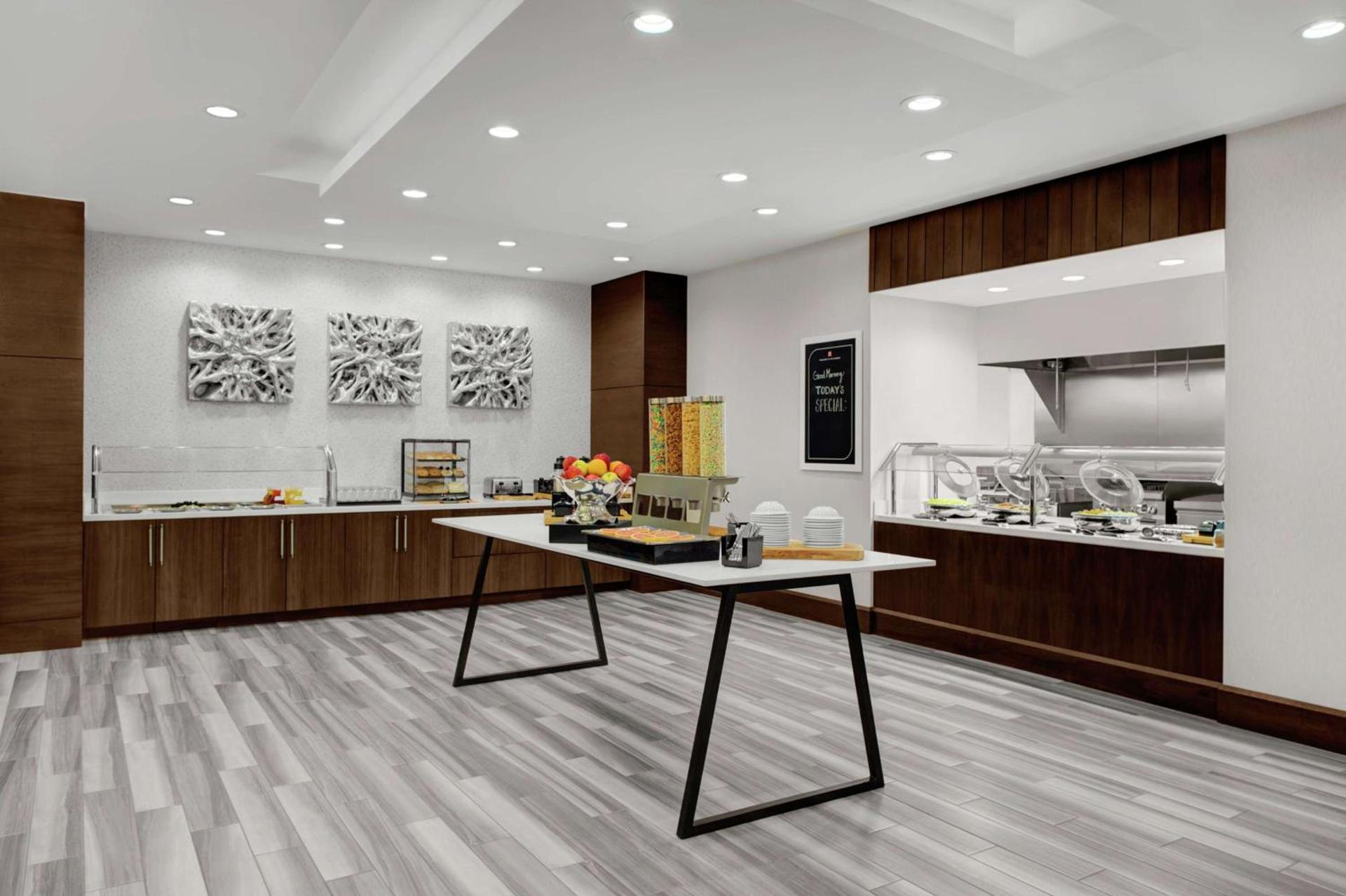 Hilton Garden Inn Charlotte Waverly photo 39