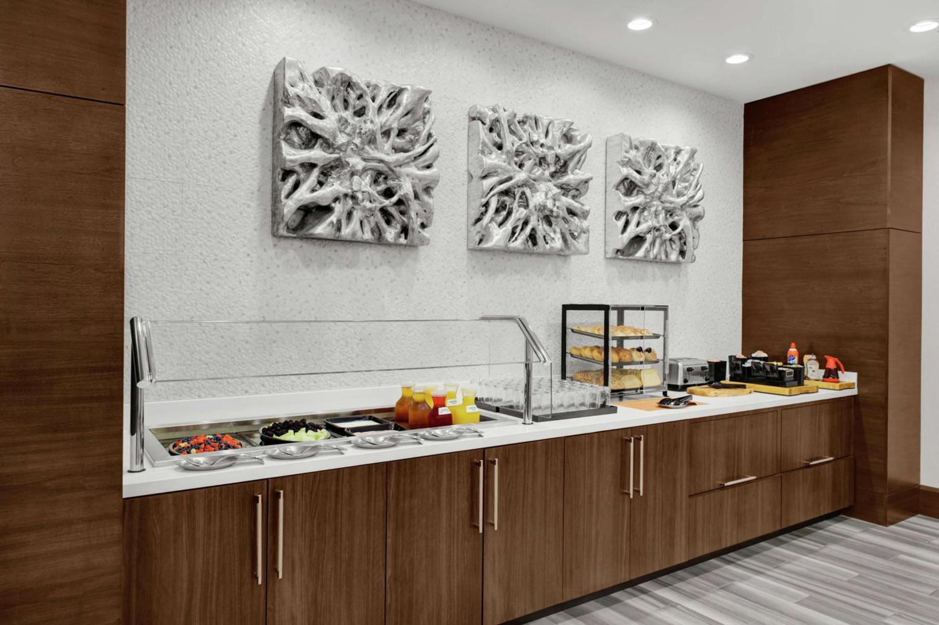 Hilton Garden Inn Charlotte Waverly photo 43
