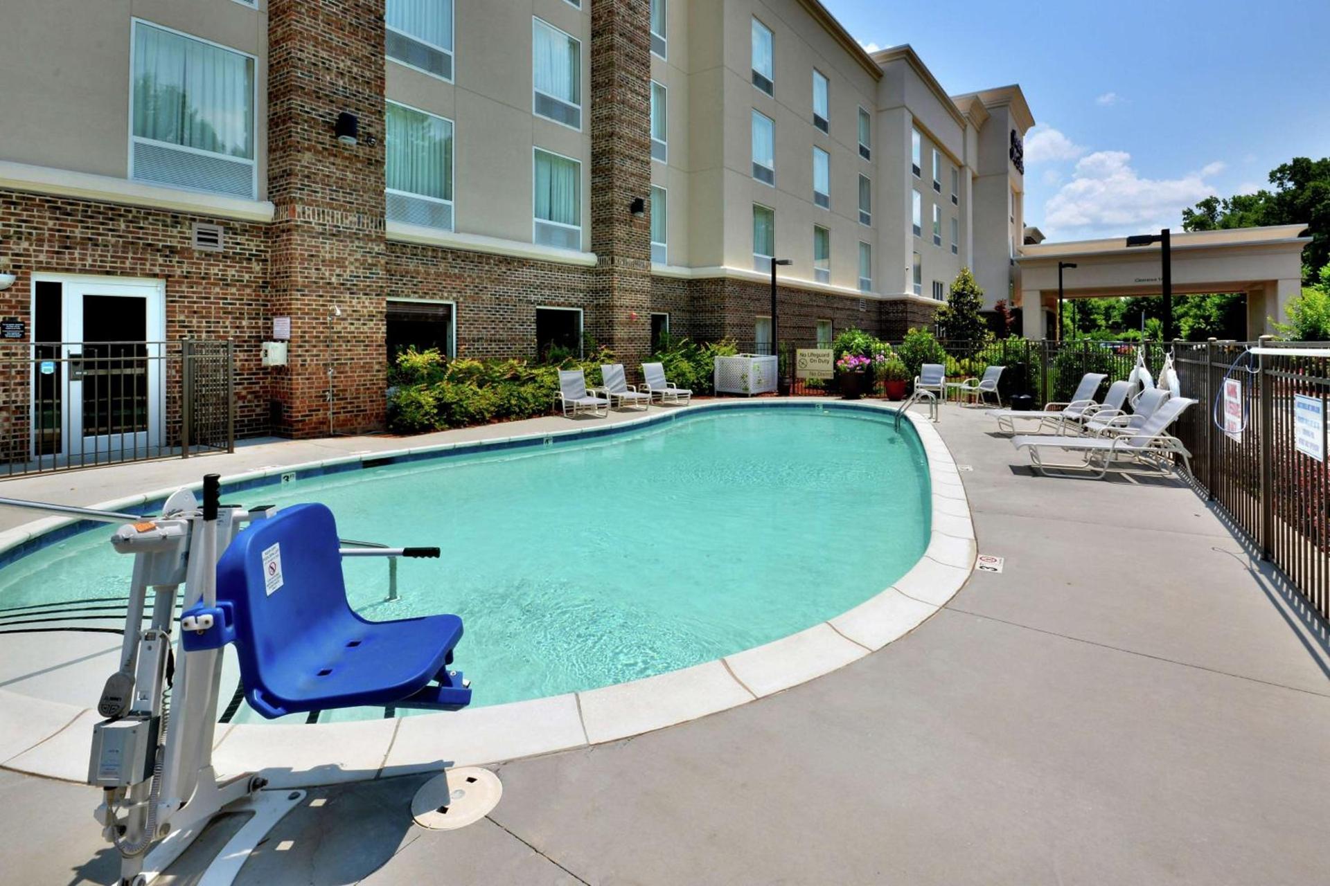 Hampton Inn & Suites Huntersville photo 6