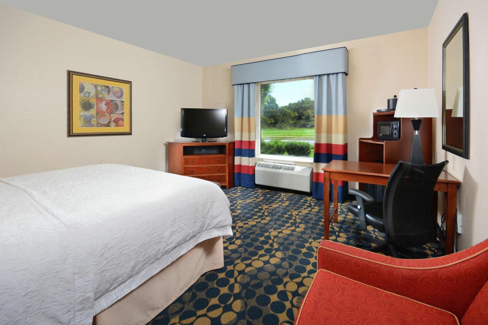 Hampton Inn & Suites Huntersville photo 22