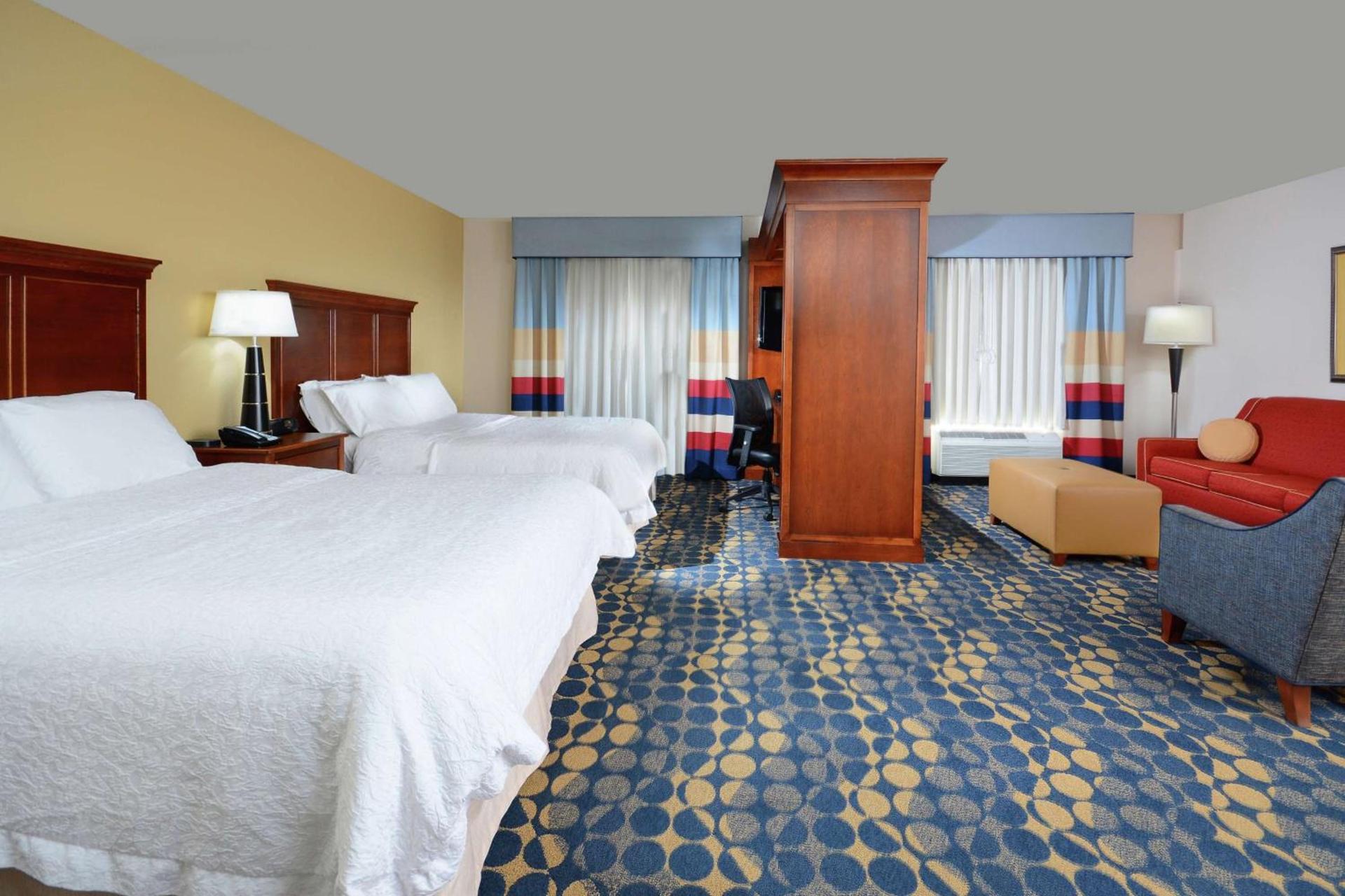 Hampton Inn & Suites Huntersville photo 23