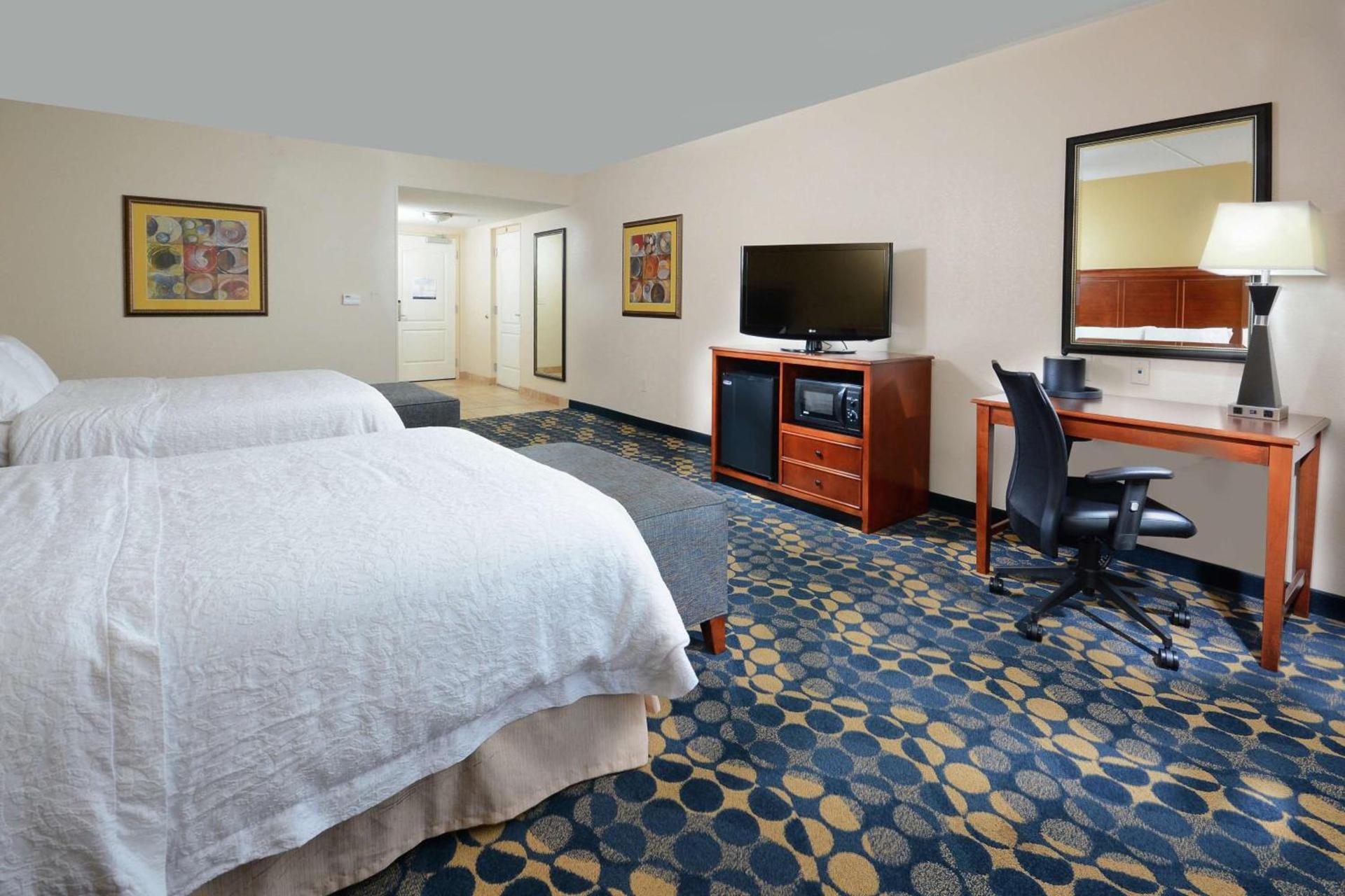 Hampton Inn & Suites Huntersville photo 26