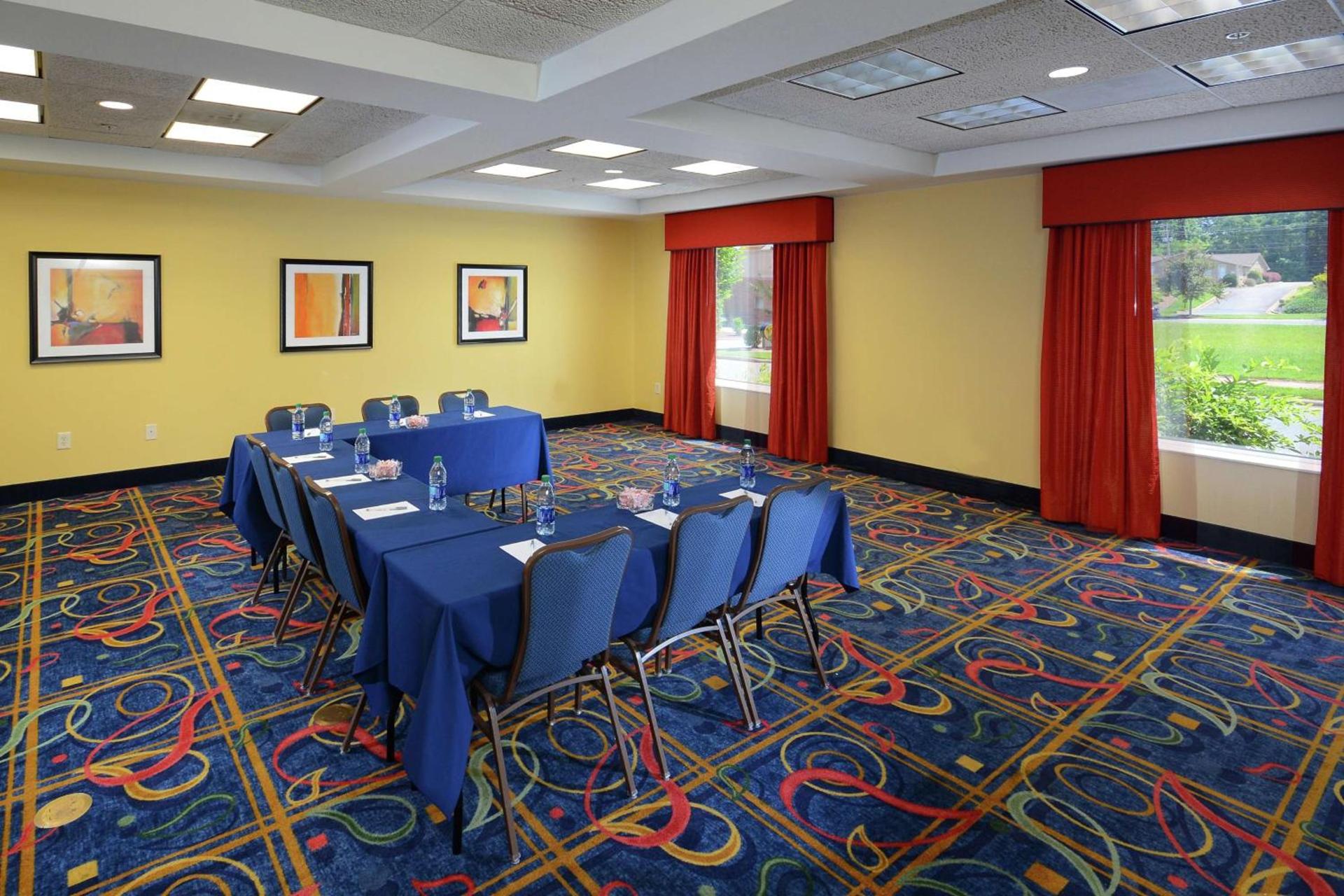 Hampton Inn & Suites Huntersville photo 43